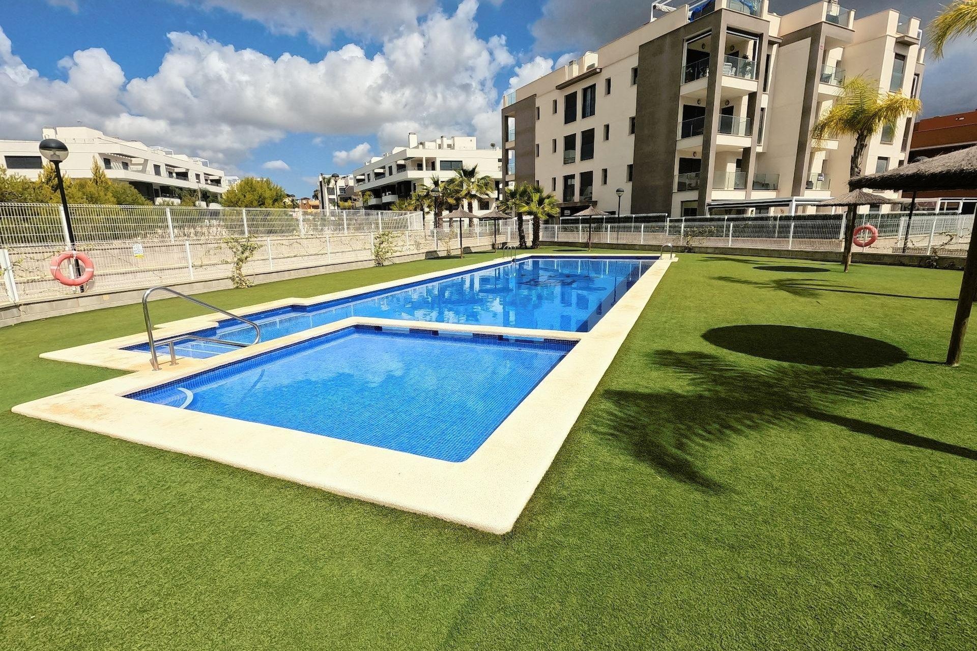 Resale - Apartment / flat - Orihuela Costa - Villamartín