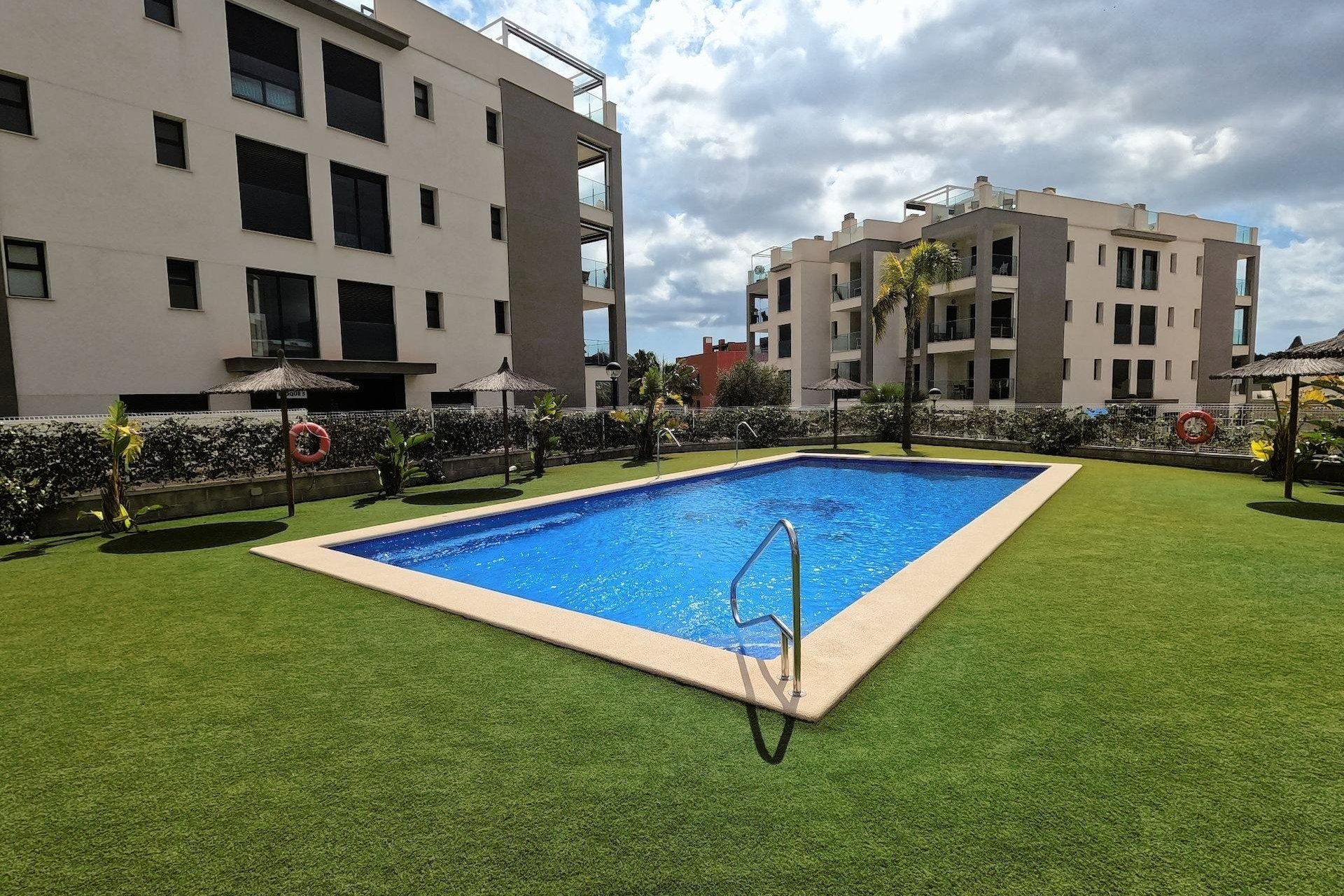 Resale - Apartment / flat - Orihuela Costa - Villamartín