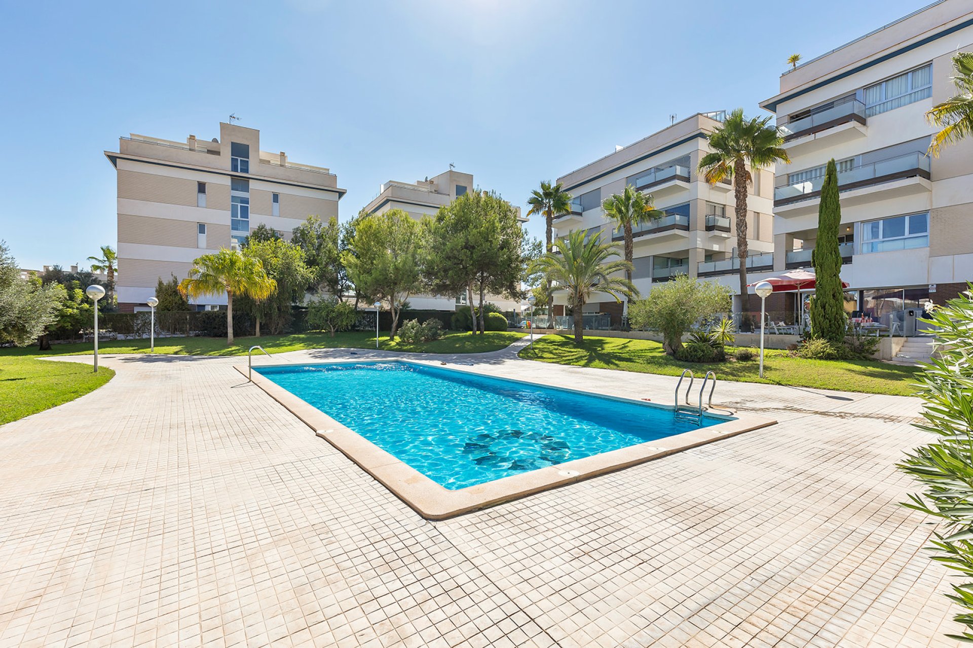 Resale - Apartment / flat - Orihuela Costa - Villamartín