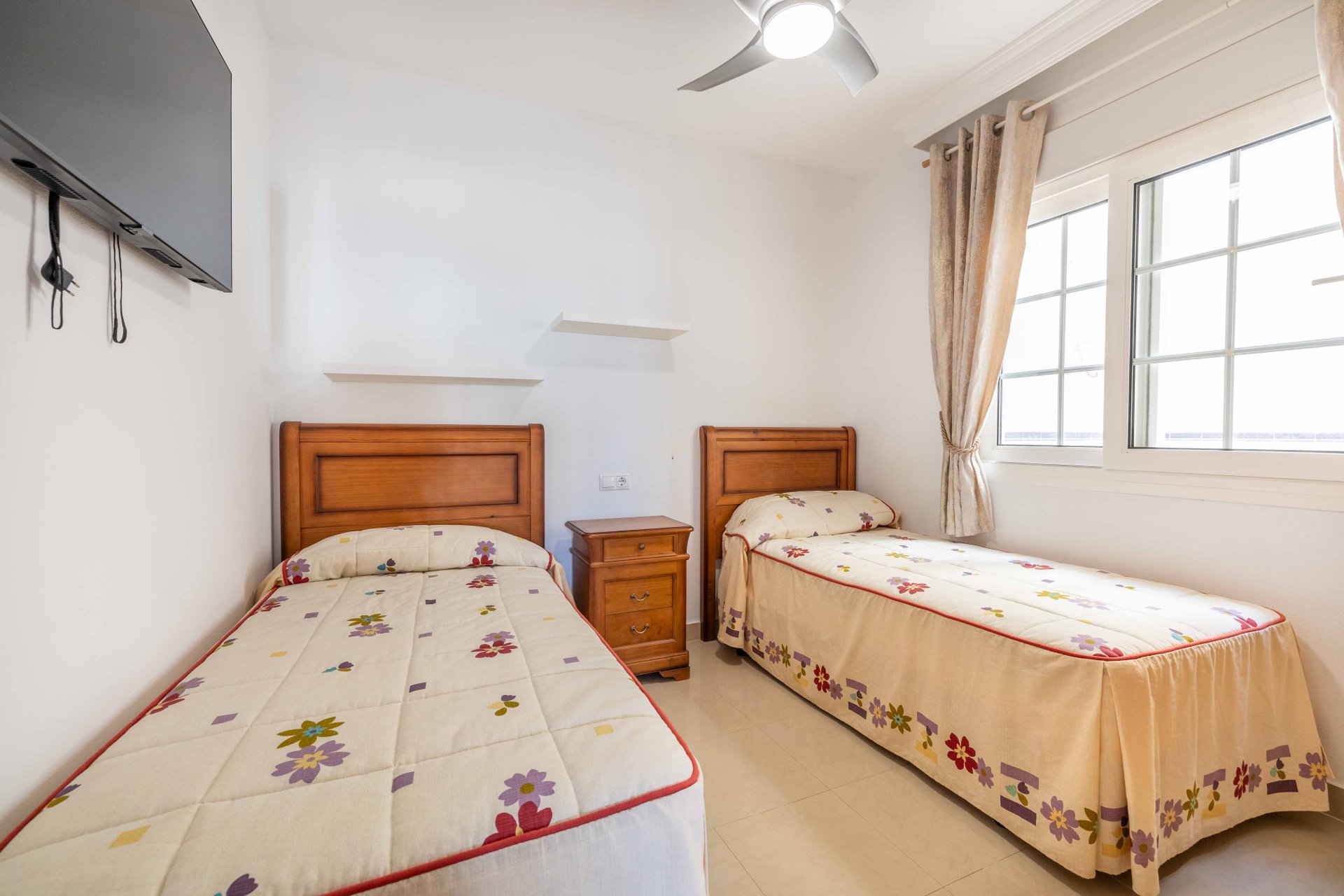 Resale - Apartment / flat - Orihuela Costa - Villamartín