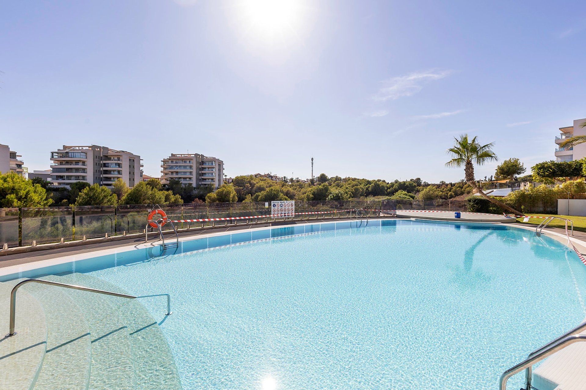 Resale - Apartment / Flat * - Orihuela Costa - Villamartín