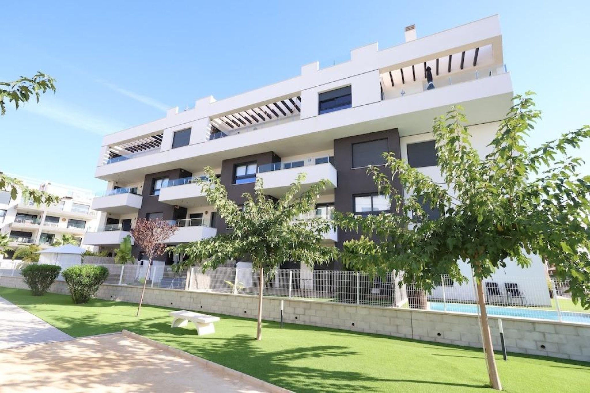 Resale - Apartment / Flat * - Orihuela Costa - Villamartín * 