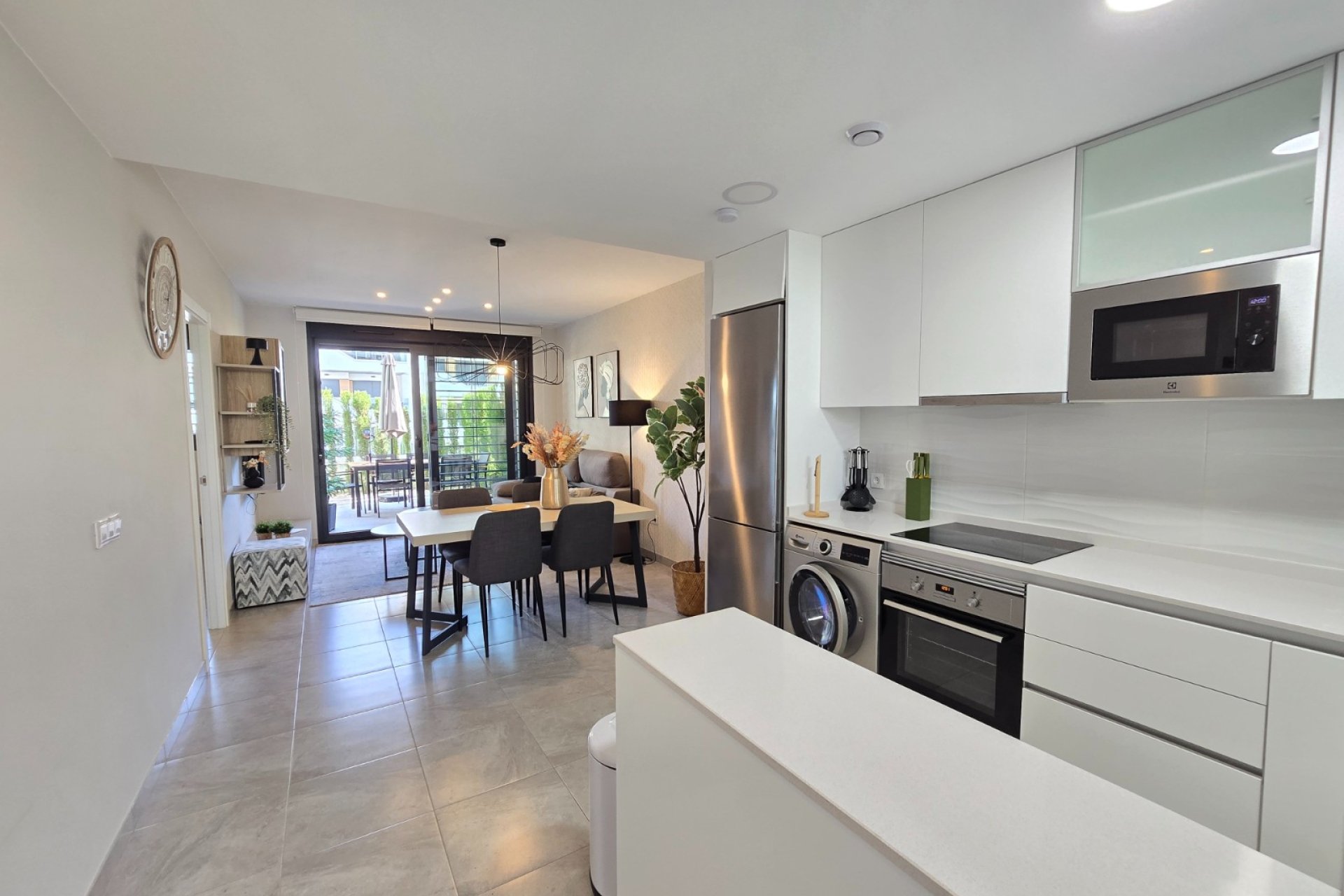 Resale - Apartment / Flat * - Orihuela Costa - Villamartín * 