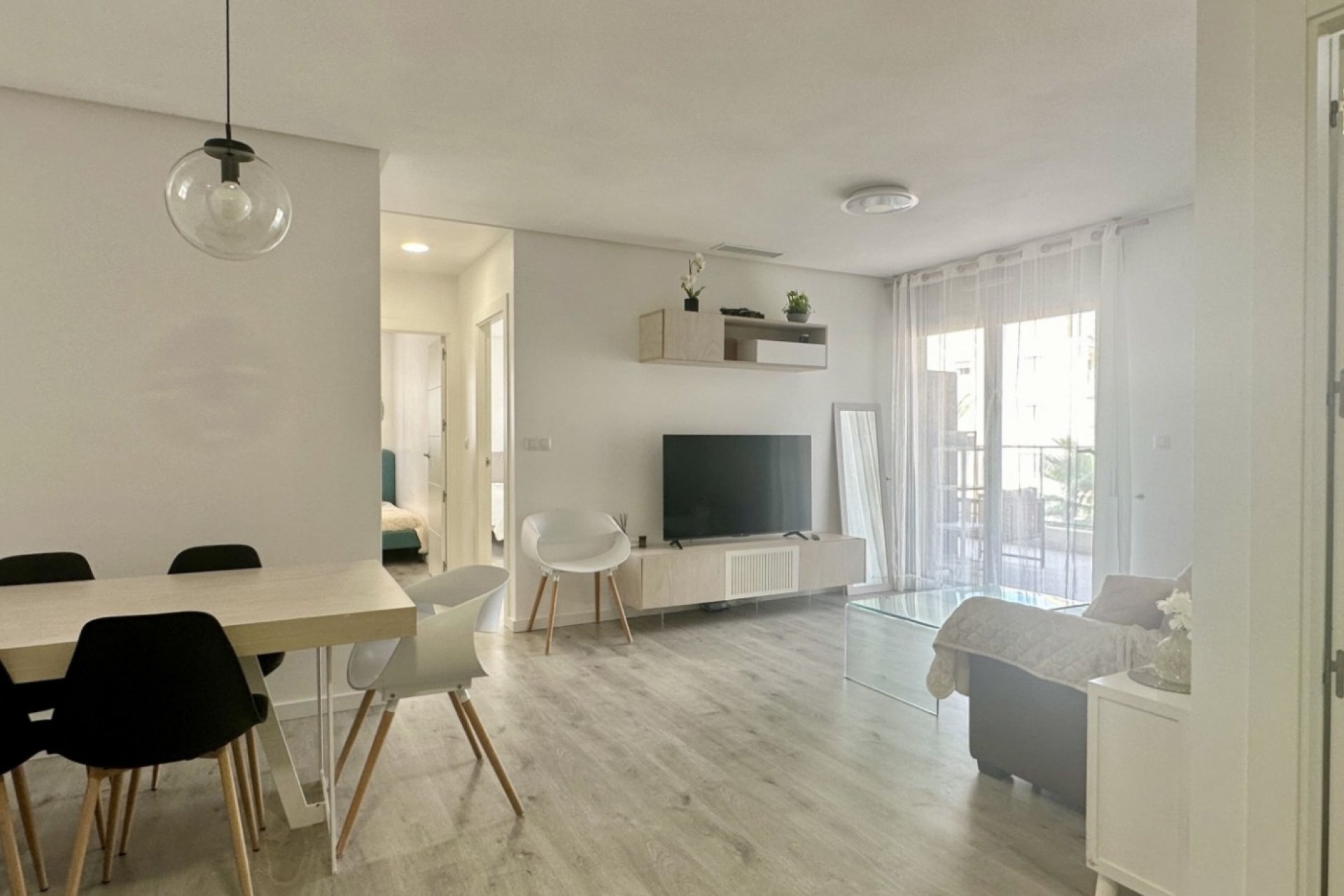 Resale - Apartment / Flat * - Orihuela Costa * - Villamartín * 