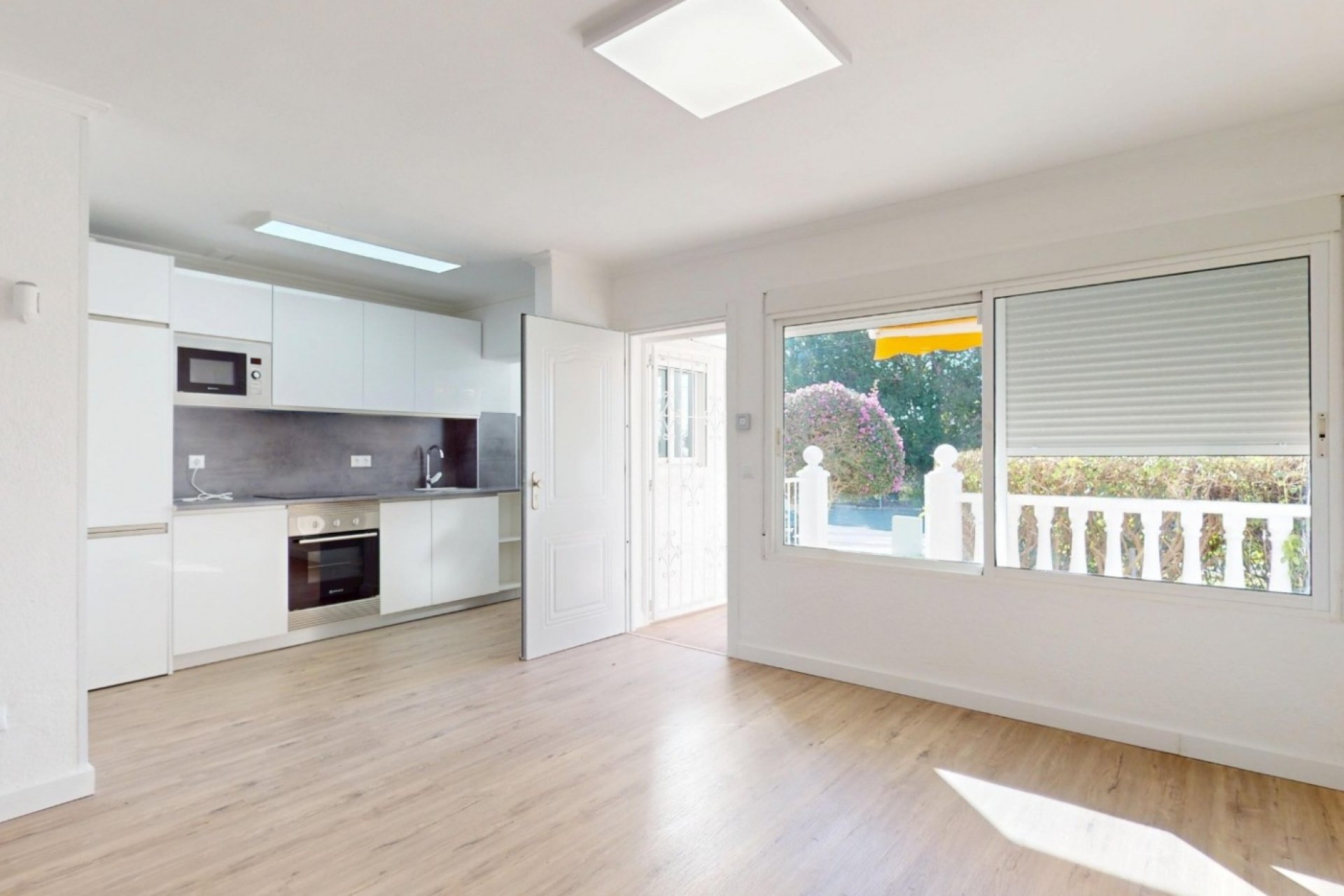 Resale - Apartment / Flat * - Orihuela Costa * - Villamartín * 