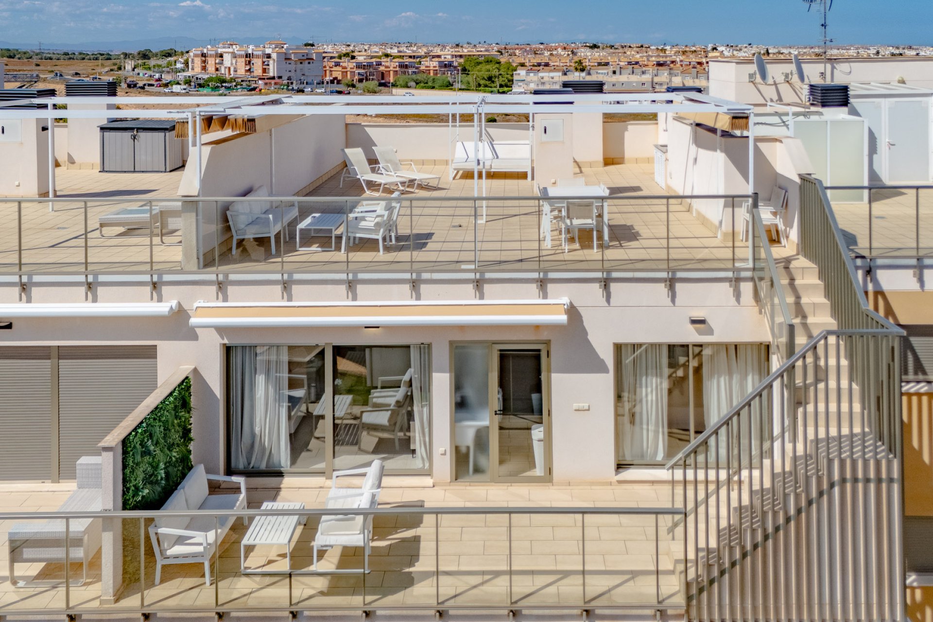Resale - Apartment / Flat * - Orihuela Costa * - Villamartín * 