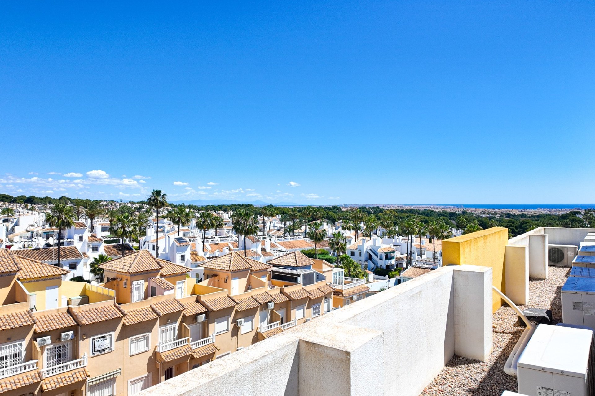 Resale - Apartment / Flat * - Orihuela Costa * - Villamartín * 