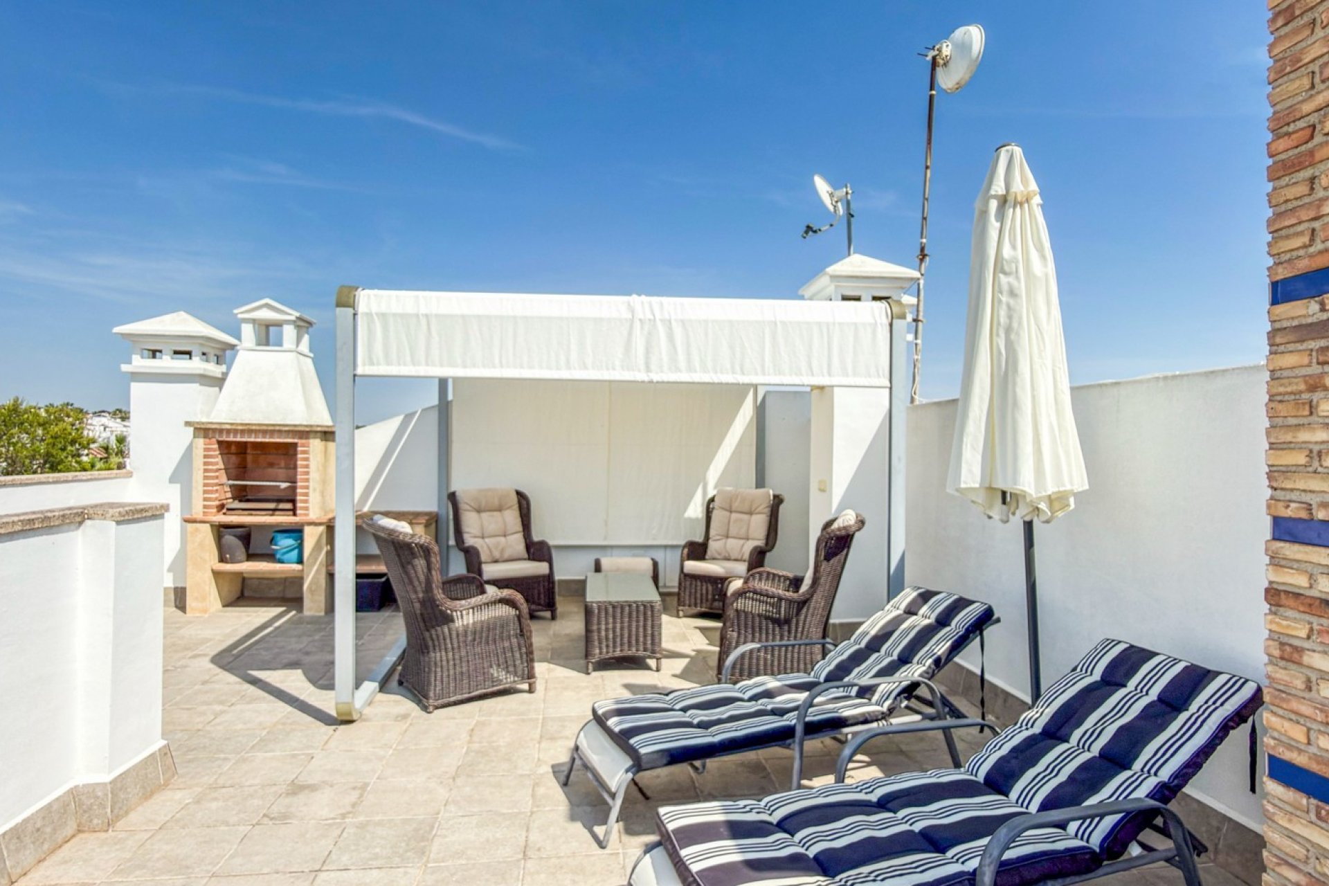 Resale - Apartment / Flat * - Orihuela Costa * - Villamartín * 
