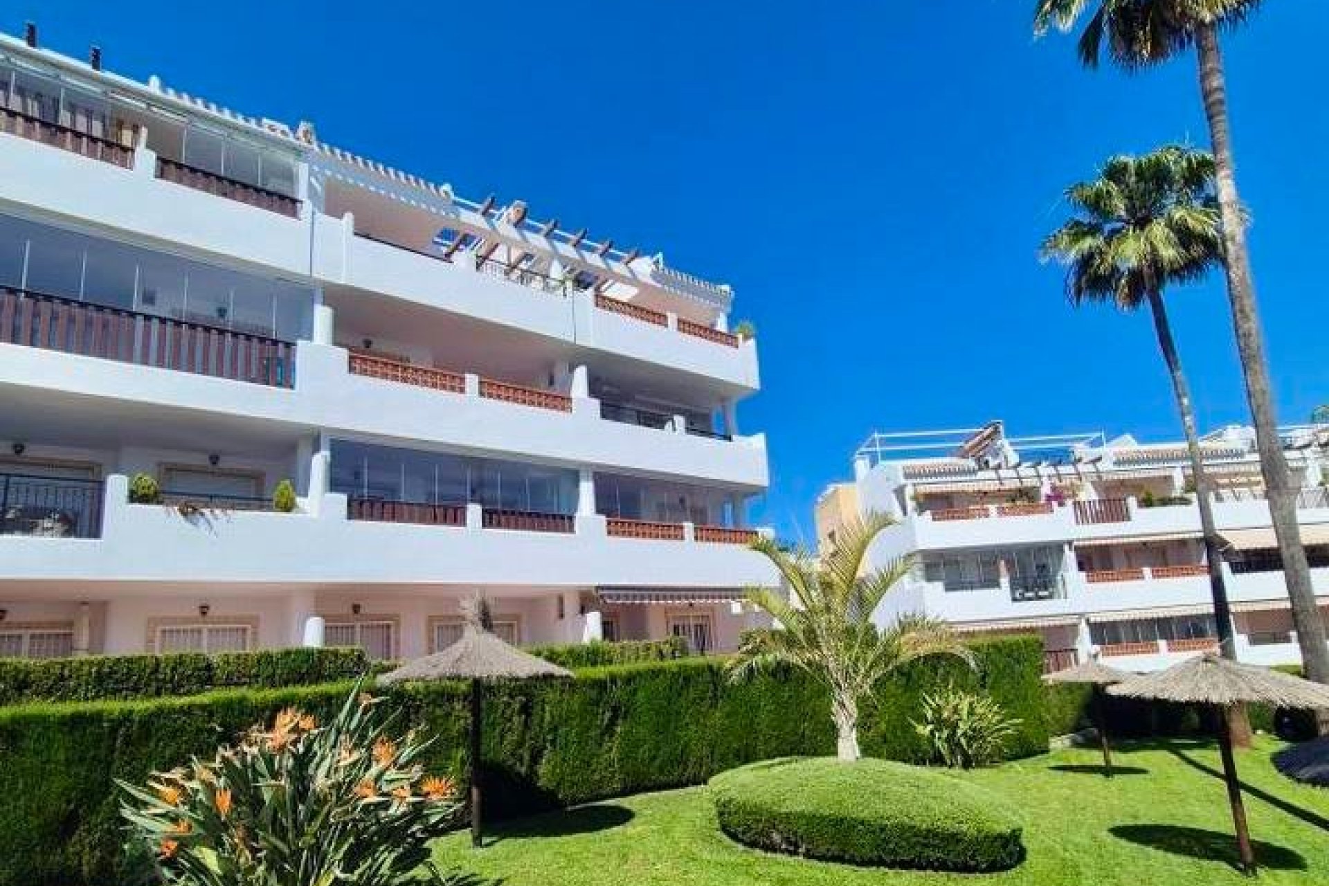 Resale - Apartment / Flat * - Orihuela Costa * - Villamartín * 