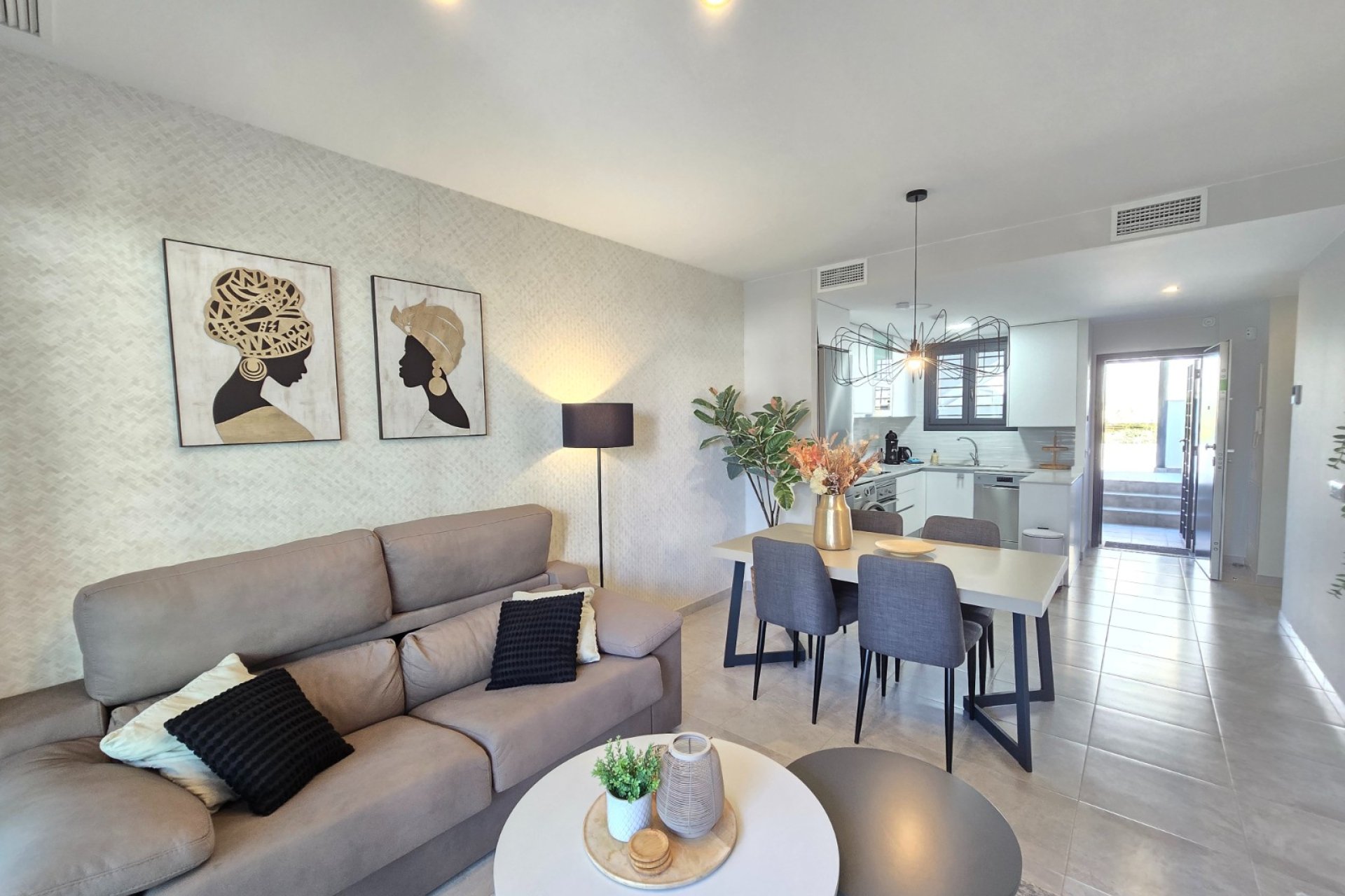Resale - Apartment / Flat * - Orihuela Costa * - Villamartín * 