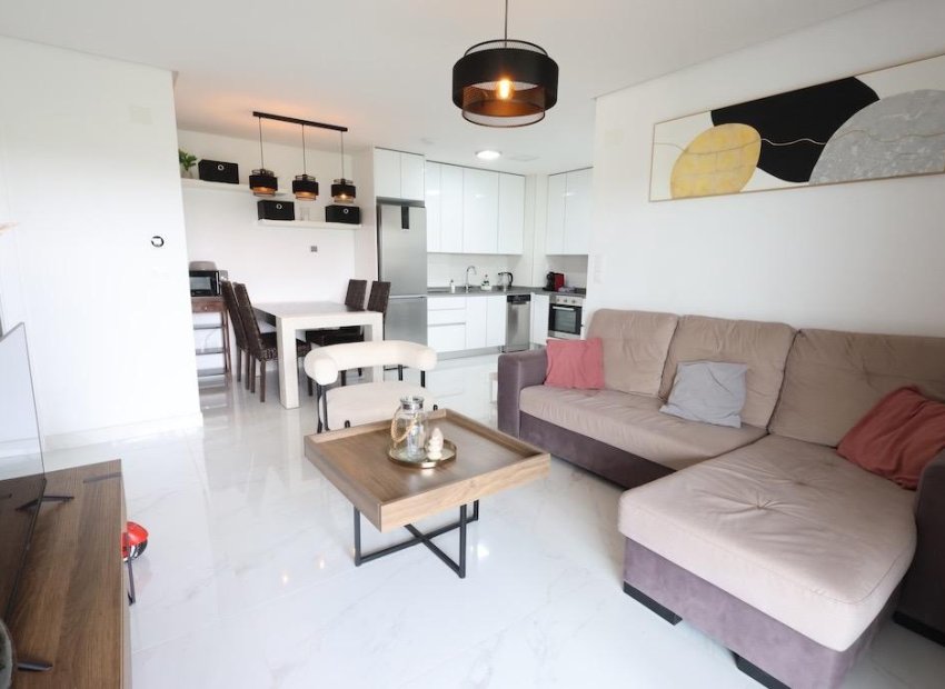 Resale - Apartment / Flat * - Orihuela Costa * - Villamartín * 