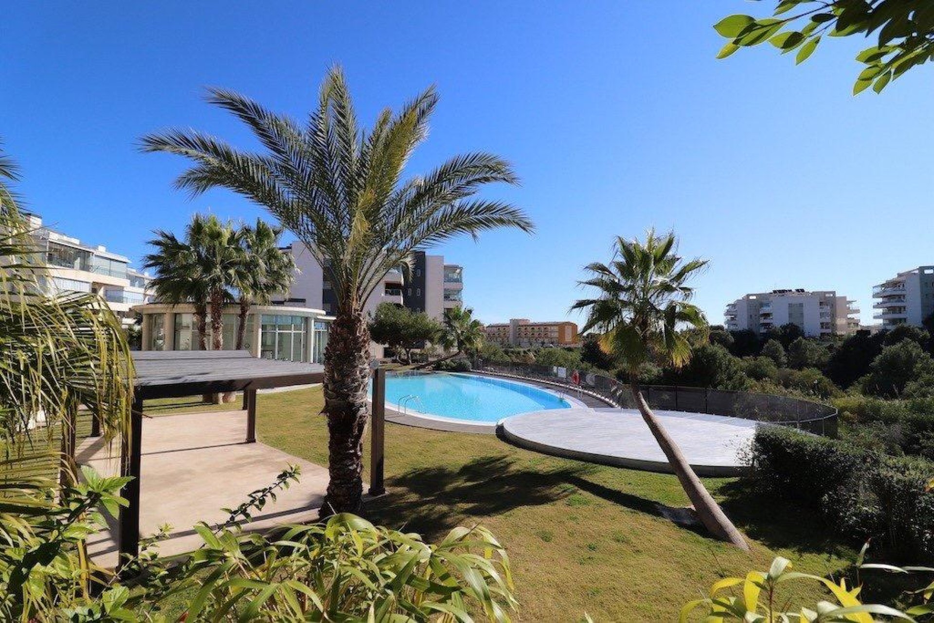 Resale - Apartment / Flat * - Orihuela Costa * - Villamartín * 