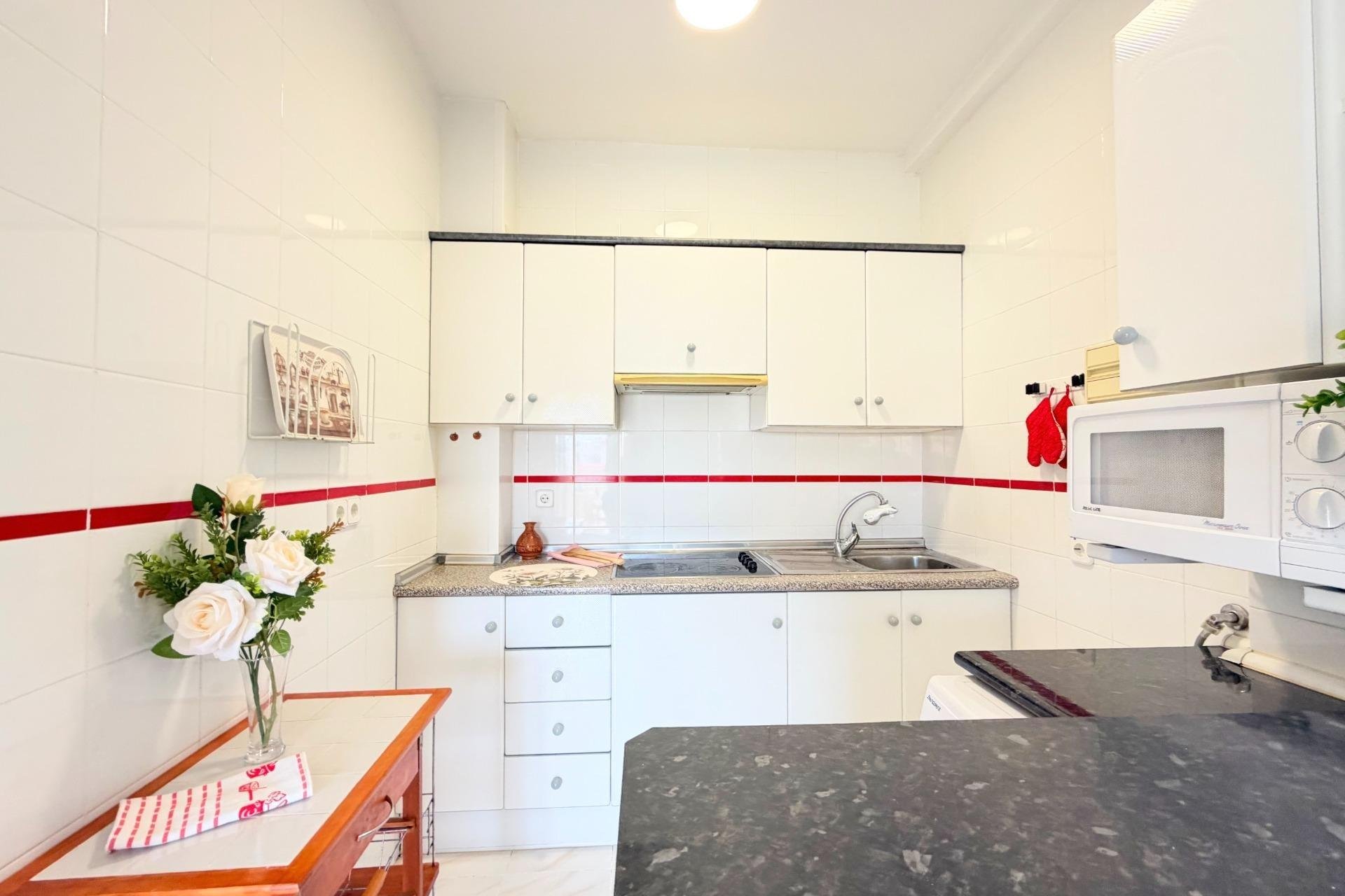 Resale - Apartment / Flat * - Orihuela Costa * - Villamartín * 