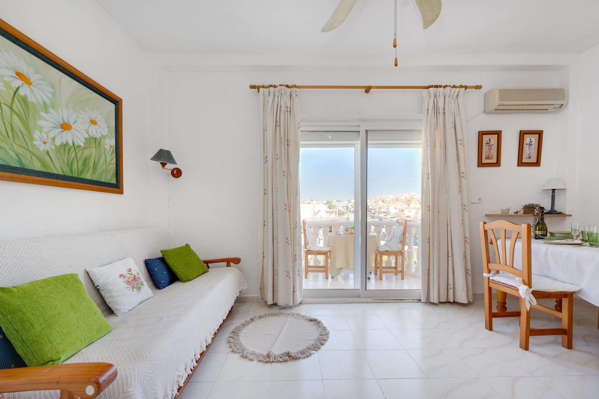 Resale - Apartment / Flat * - Orihuela Costa * - Villamartín * 