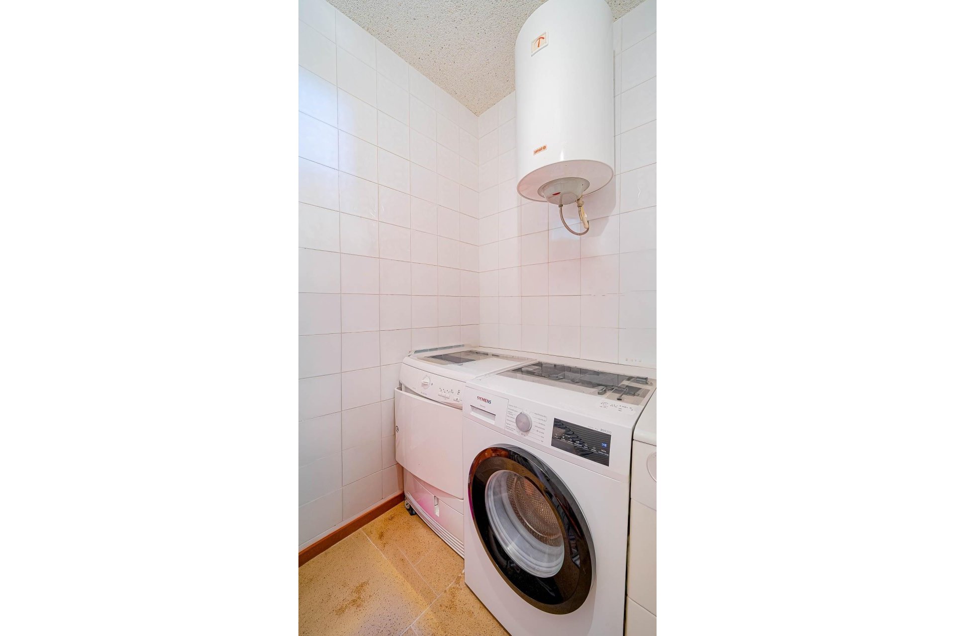 Resale - Apartment / Flat * - Orihuela Costa * - Villamartín * 