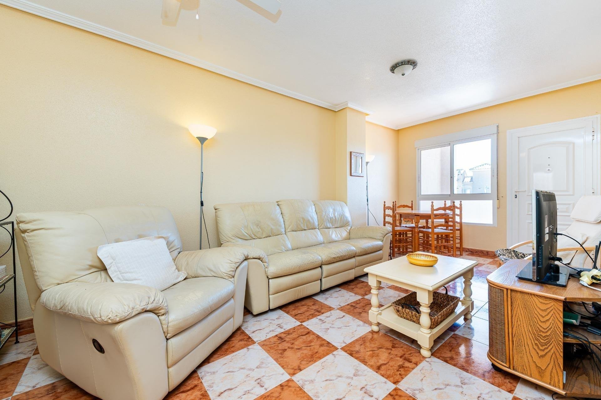 Resale - Apartment / Flat * - Orihuela Costa * - Villamartín * 