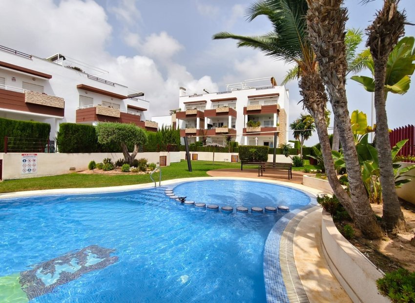 Resale - Apartment / Flat * - Orihuela Costa *