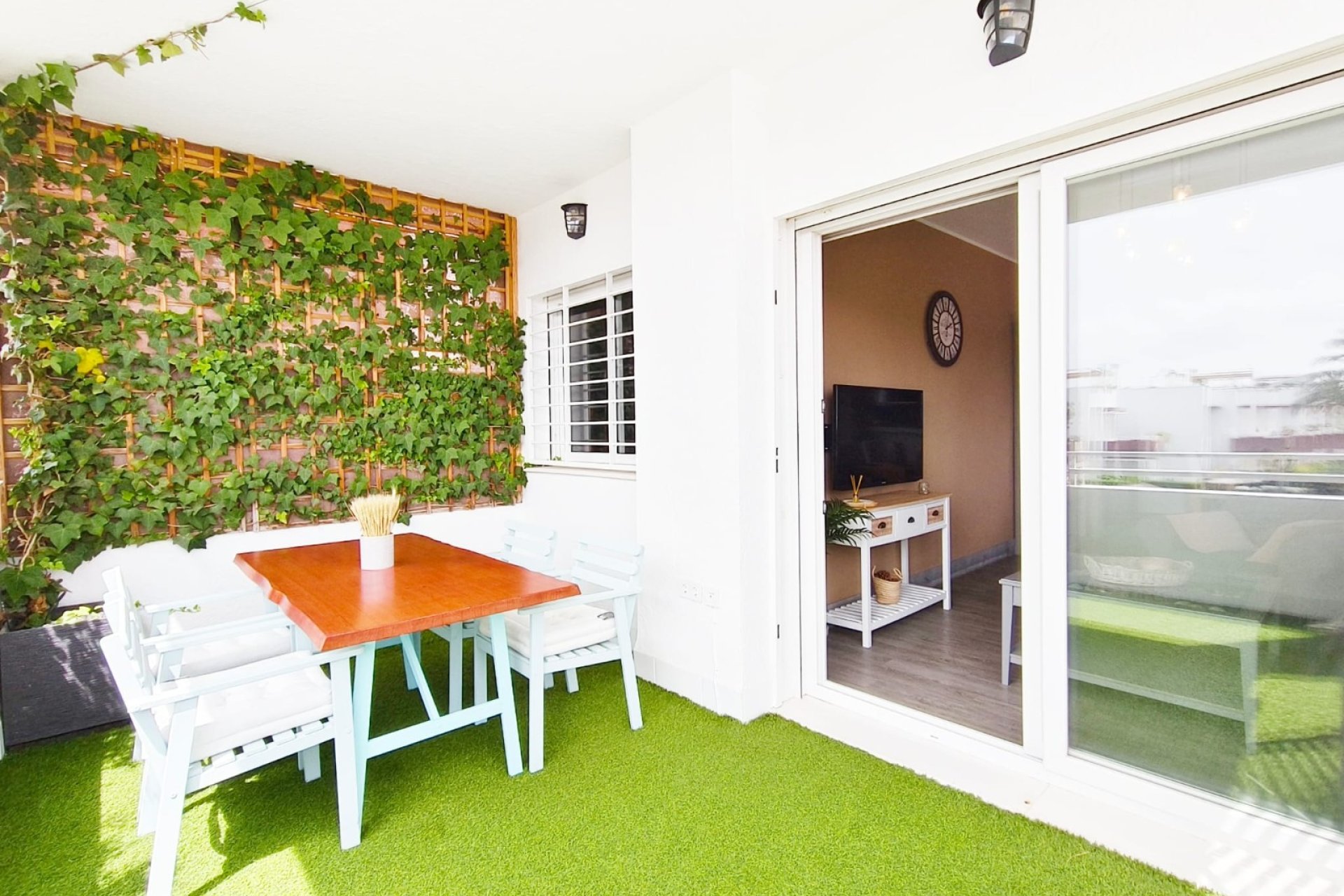 Resale - Apartment / Flat * - Orihuela Costa *