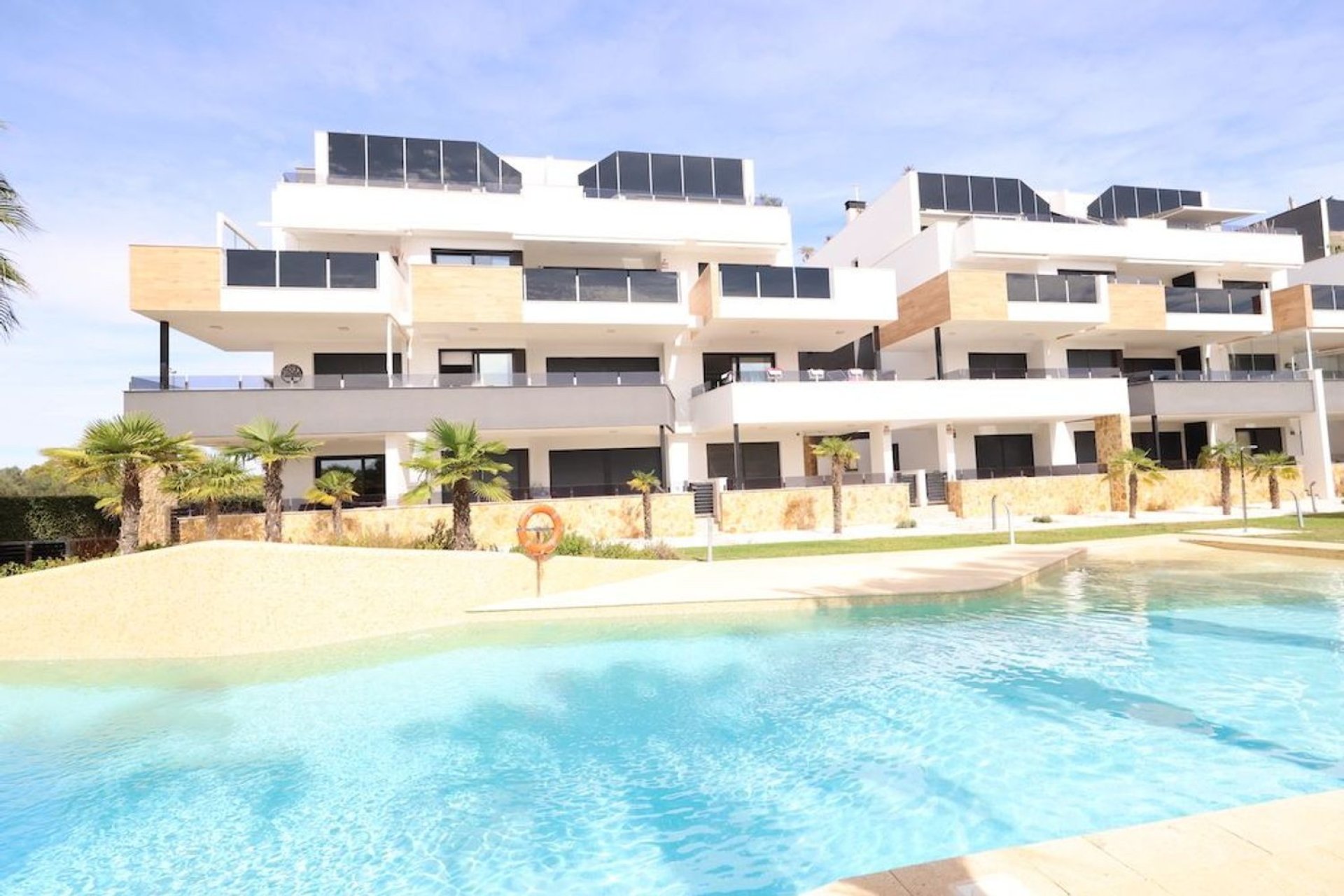 Resale - Apartment / Flat * - Orihuela Costa *