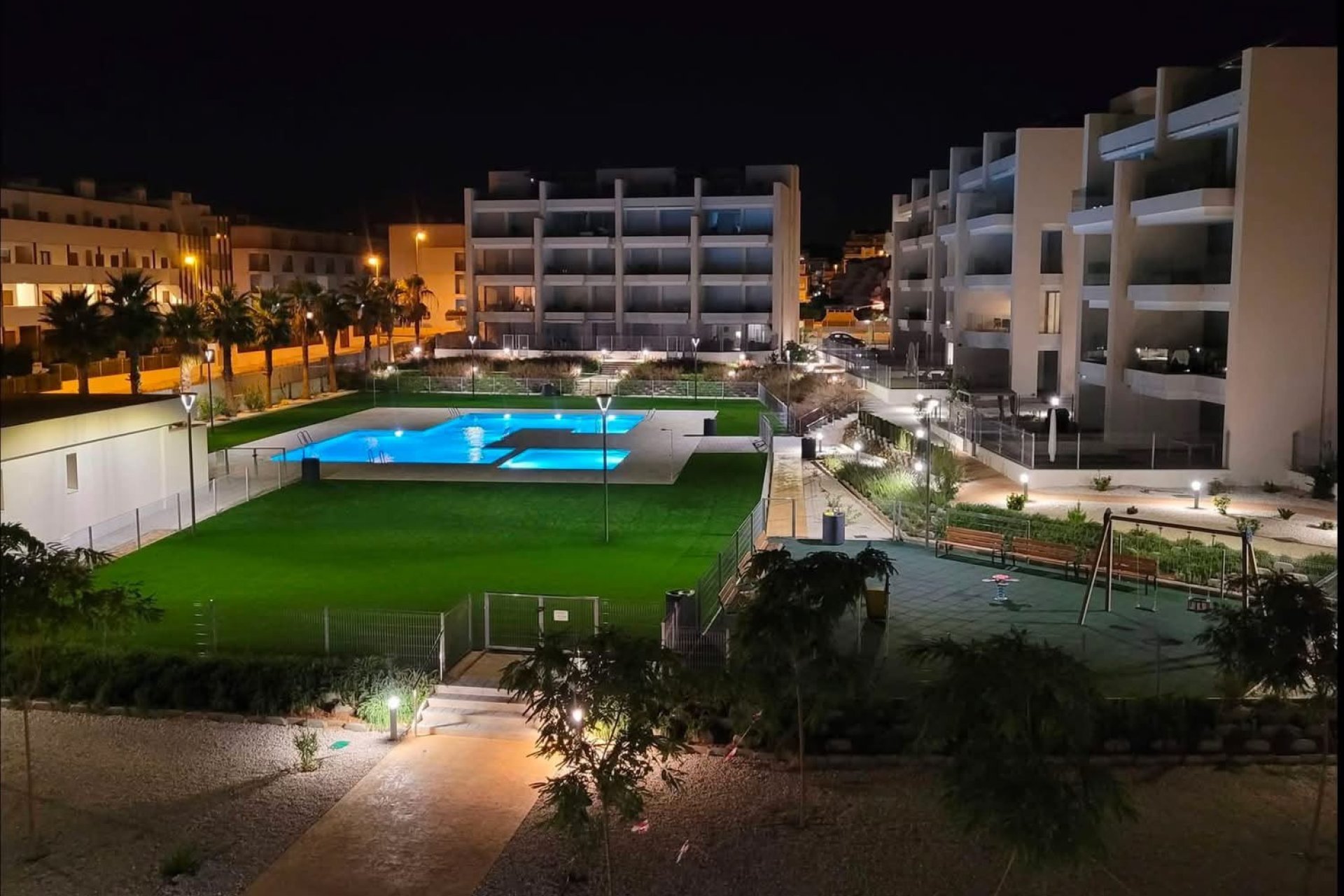 Resale - Apartment / Flat * - Orihuela Costa *