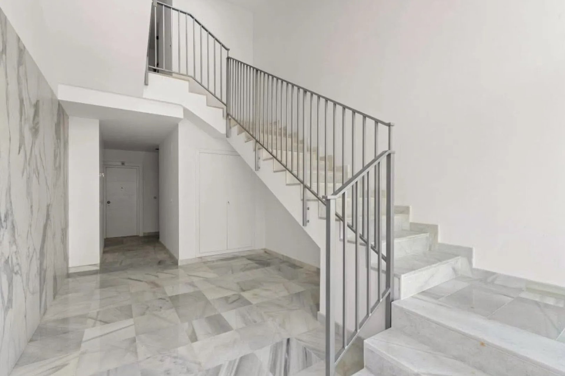 Resale - Apartment / Flat * - Orihuela Costa *