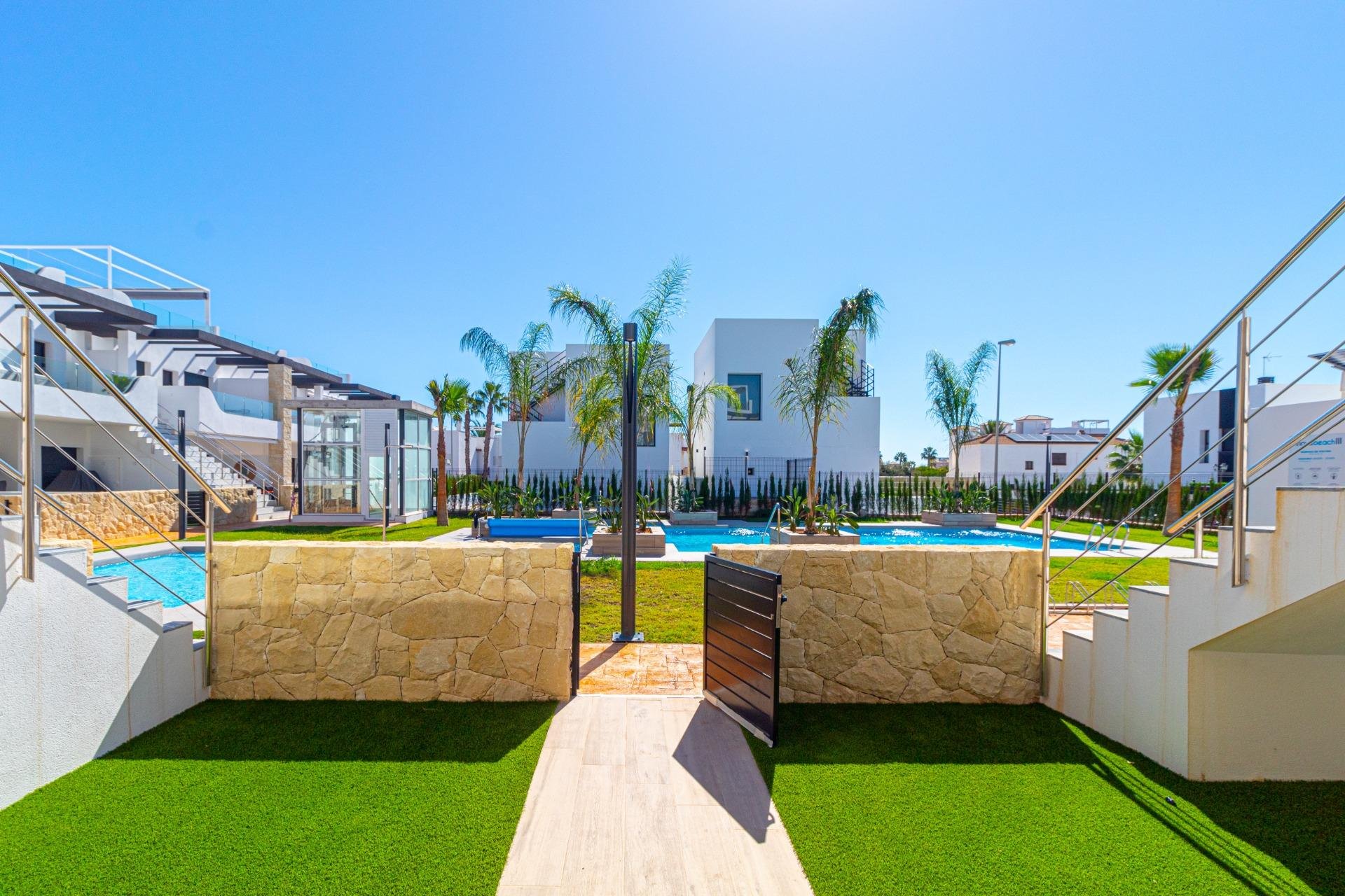 Resale - Apartment / Flat * - Orihuela Costa *