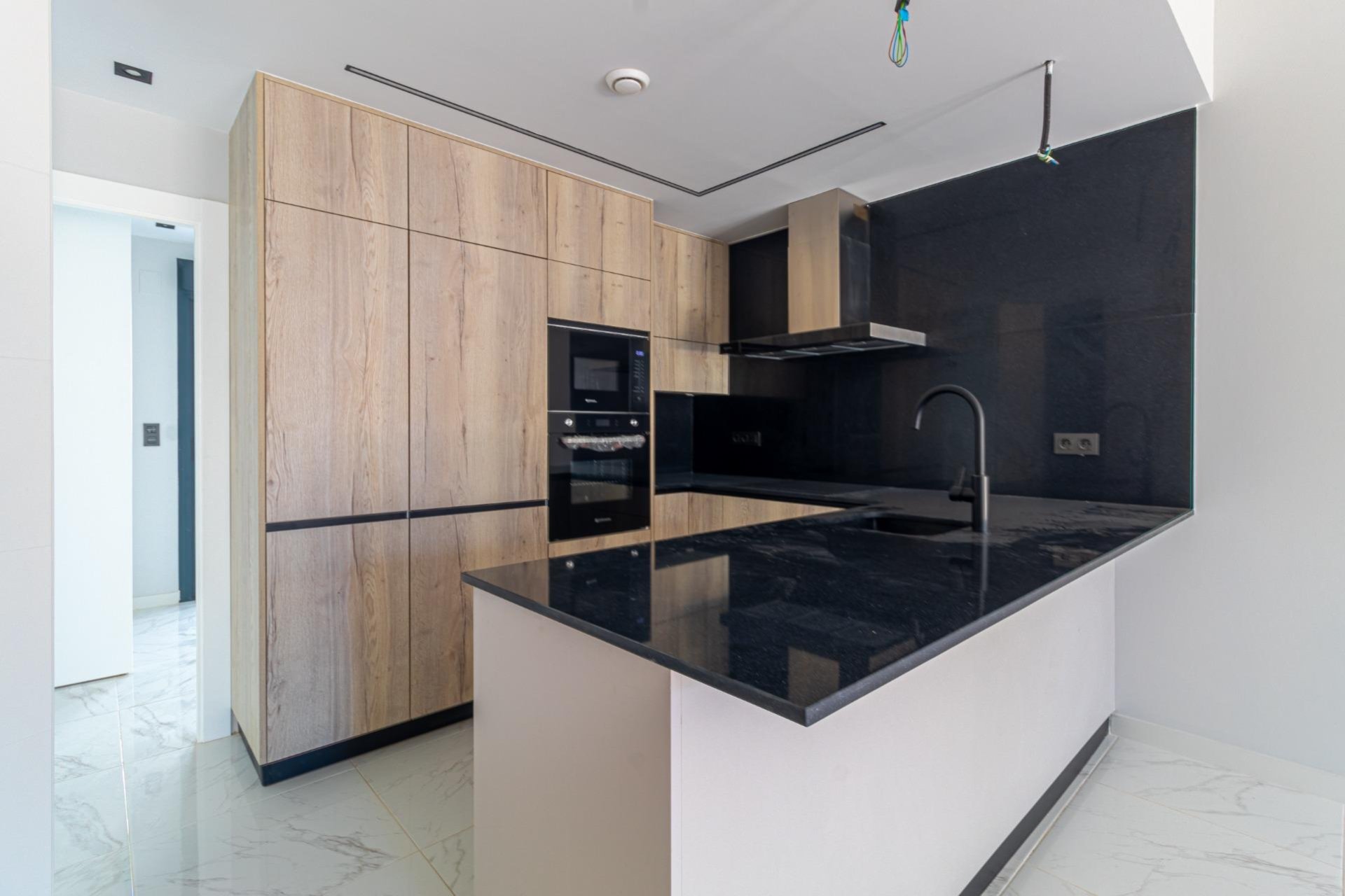 Resale - Apartment / Flat * - Orihuela Costa *