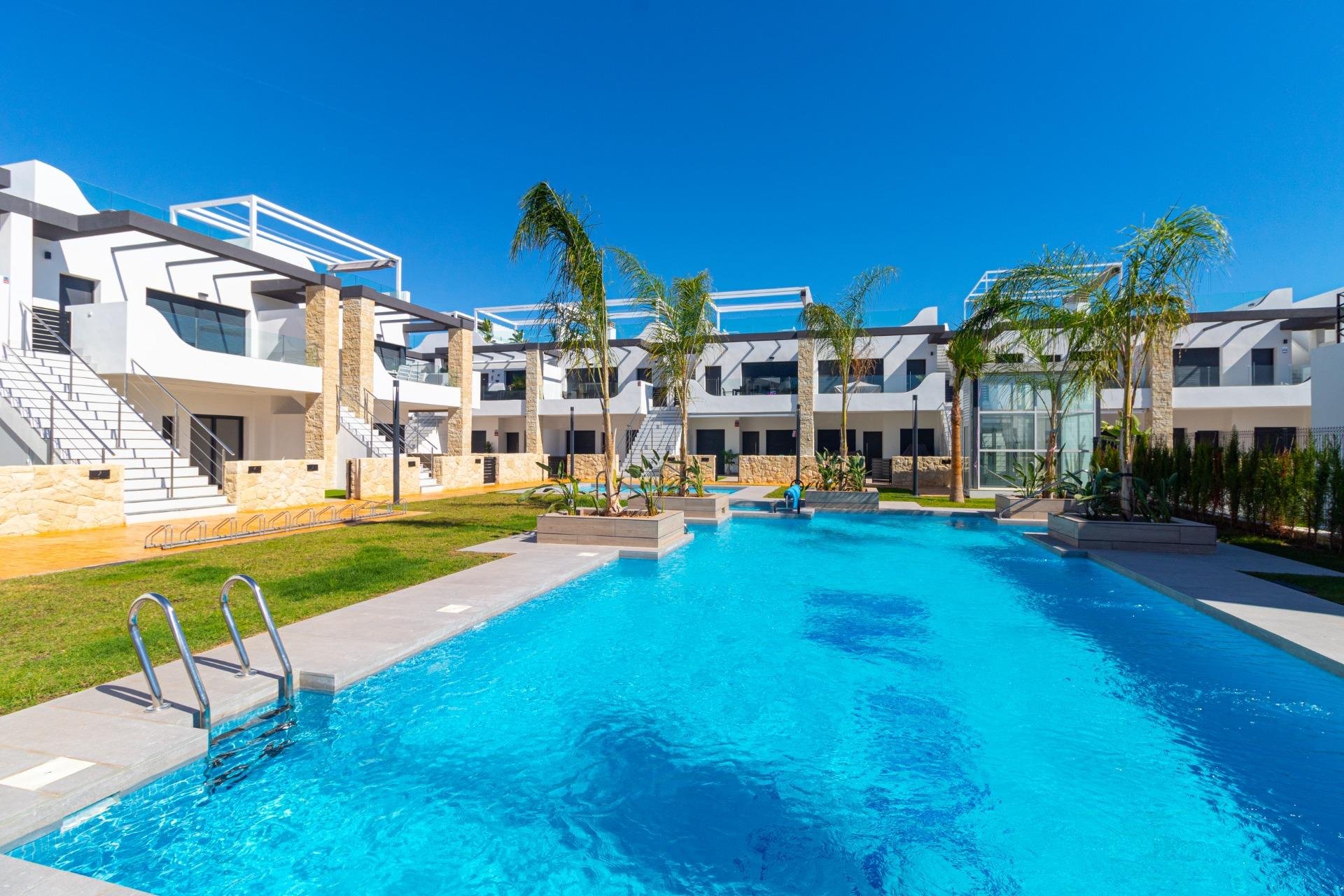Resale - Apartment / Flat * - Orihuela Costa *