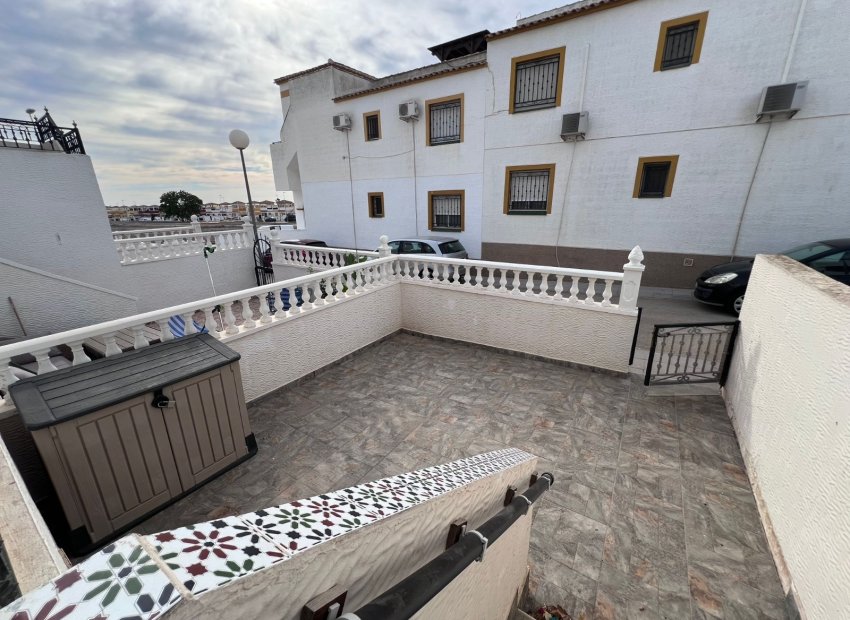 Resale - Apartment / flat - Orihuela - Entre Naranjos