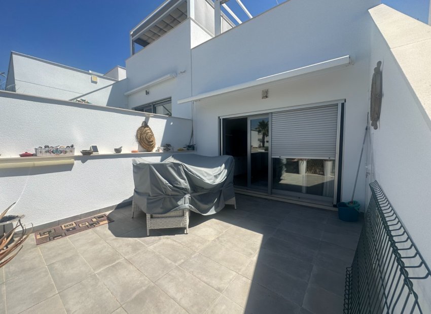 Resale - Apartment / Flat * - Orihuela - Entre Naranjos *