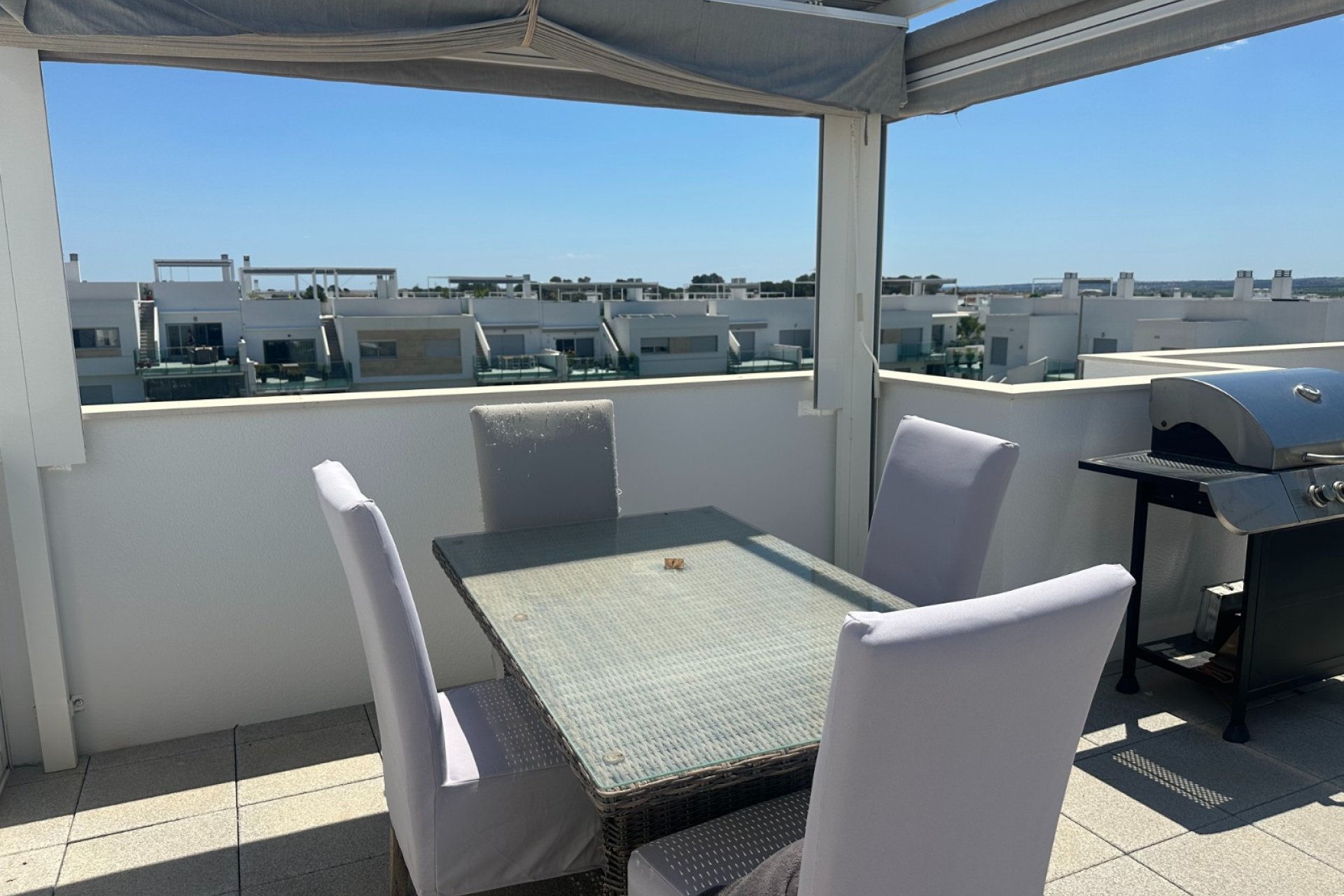 Resale - Apartment / Flat * - Orihuela - Entre Naranjos *