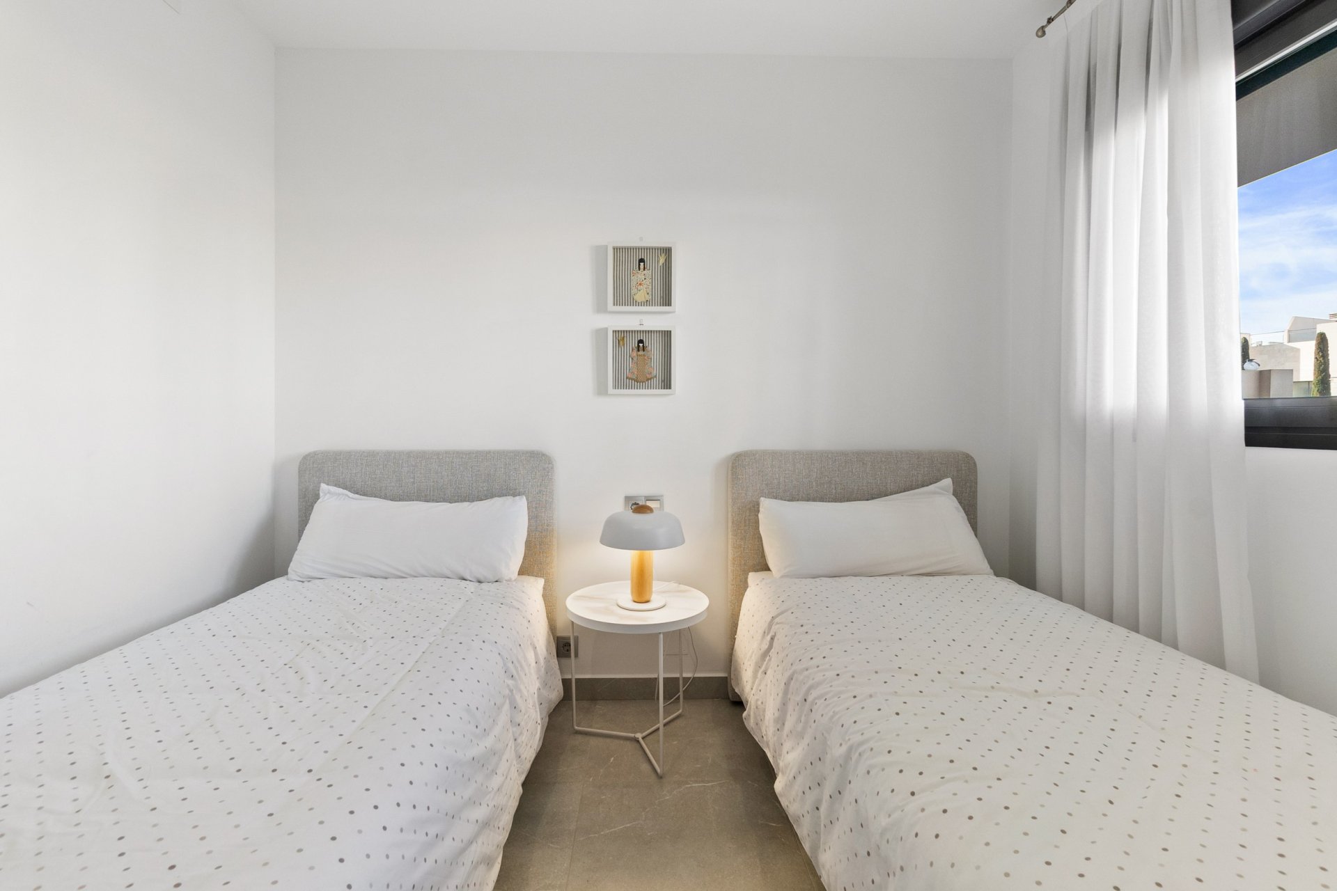 Resale - Apartment / Flat * - Orihuela - Orihuela Costa