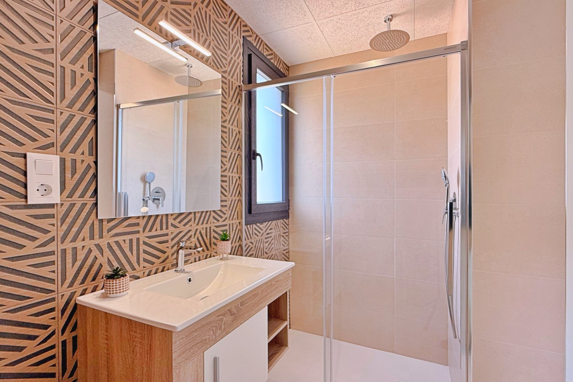 Resale - Apartment / Flat * - Orihuela * - Orihuela Costa *