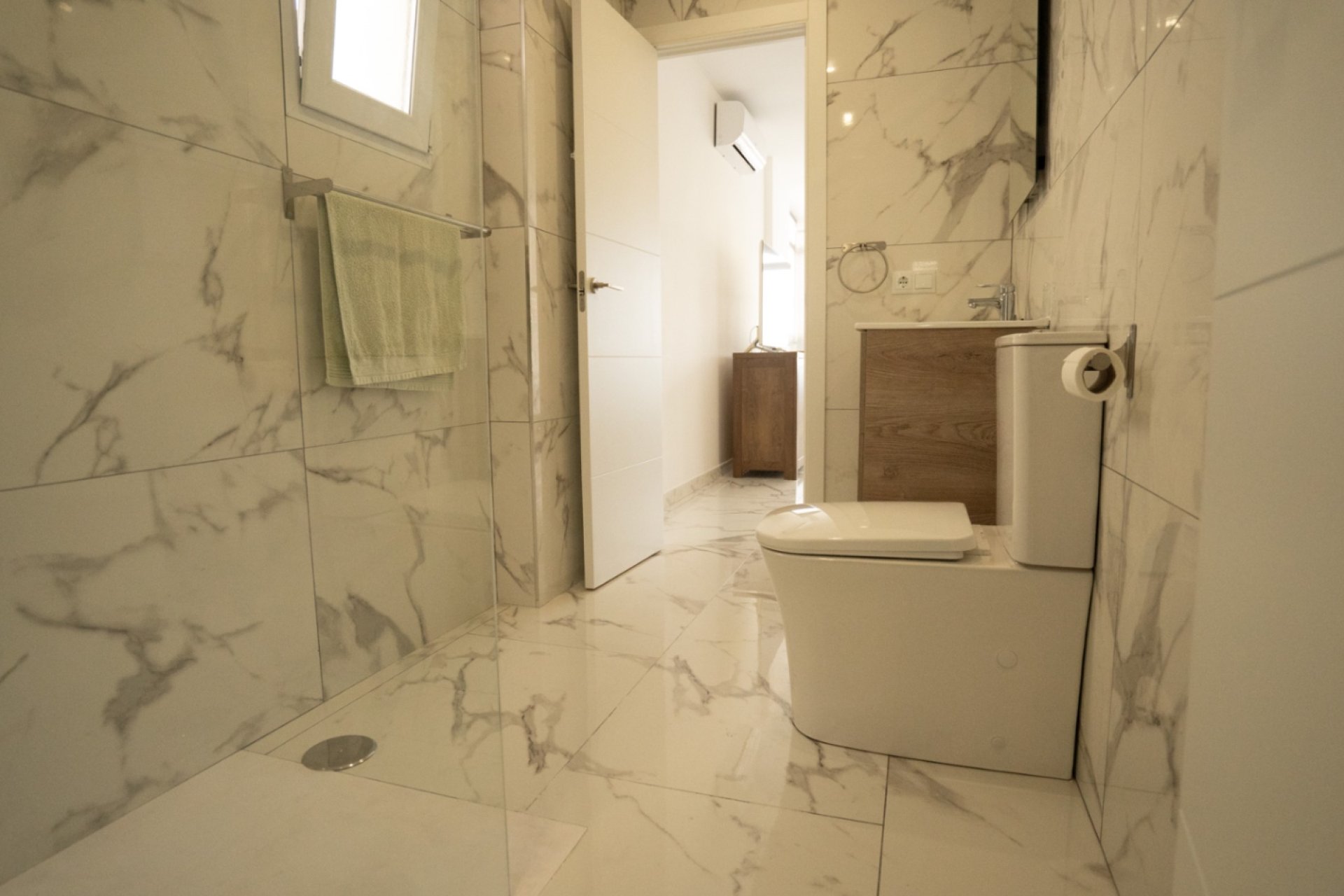 Resale - Apartment / Flat * - Orihuela - Orihuela *