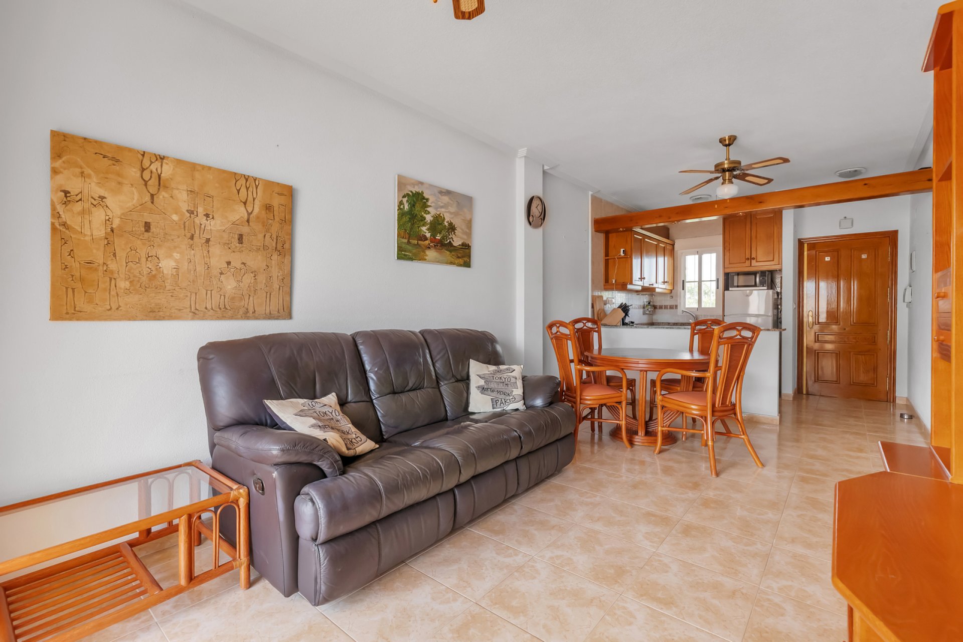 Resale - Apartment / Flat * - Orihuela * - Villamartín * 