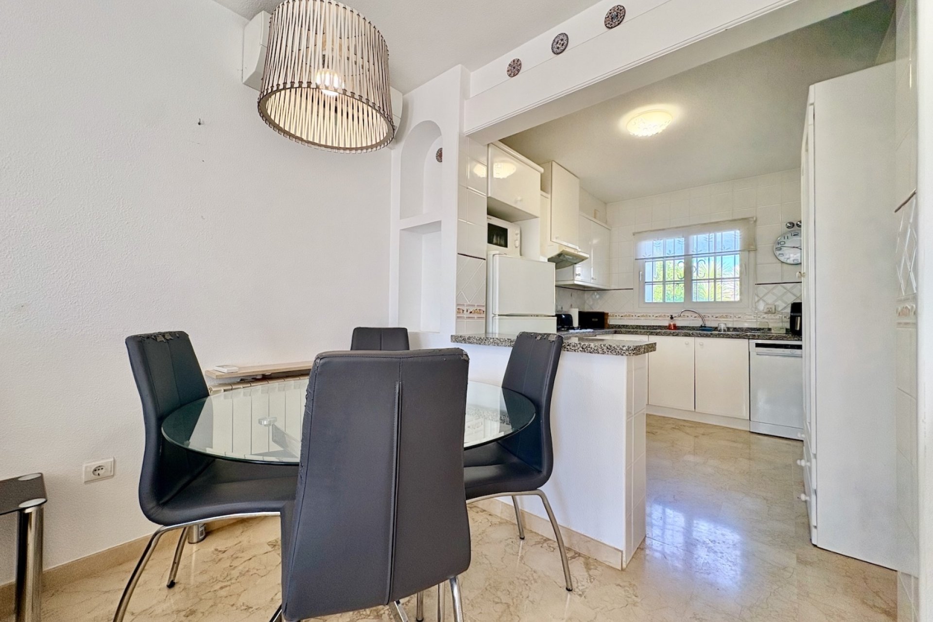 Resale - Apartment / Flat * - Orihuela * - Villamartín * 