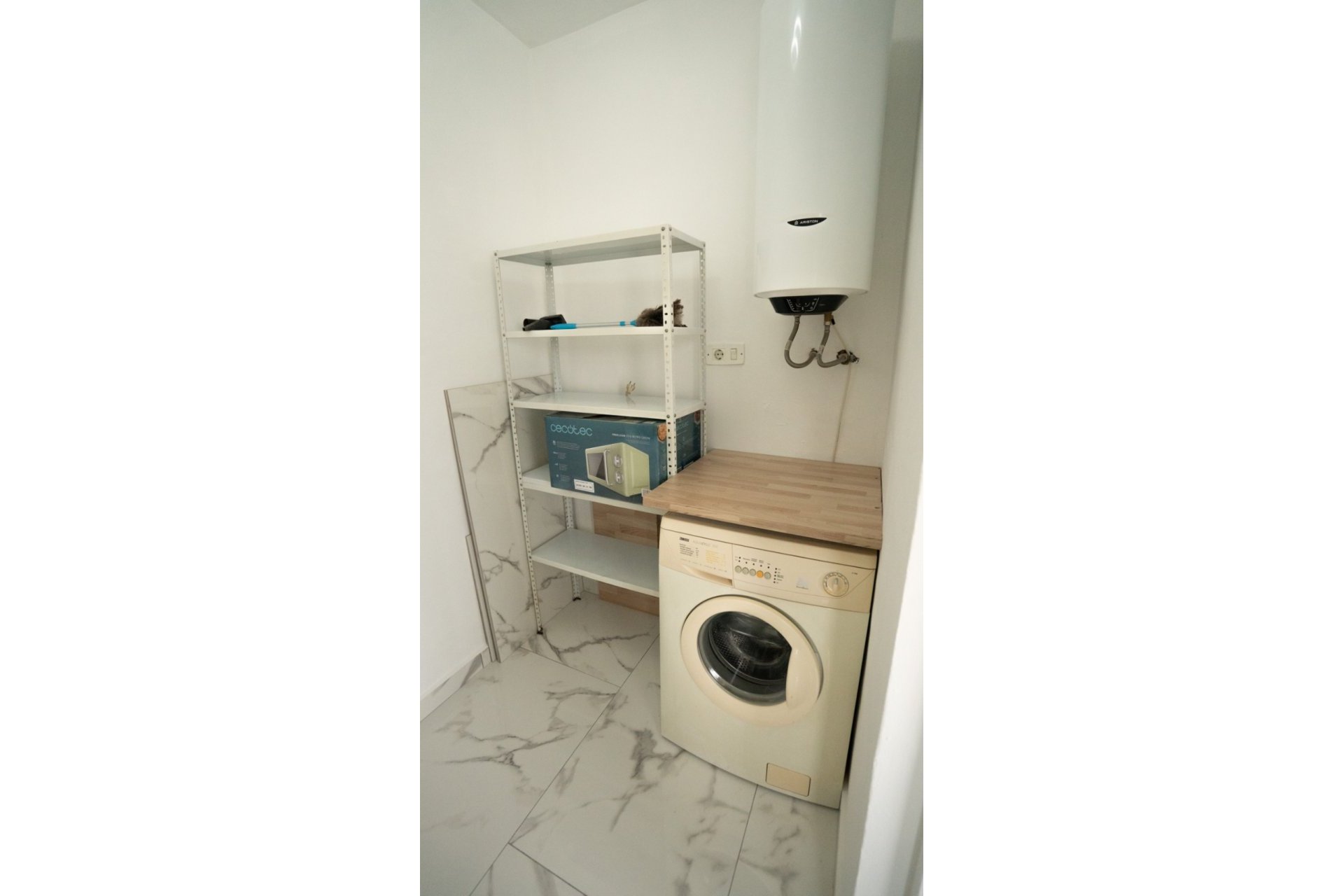 Resale - Apartment / Flat * - Orihuela *
