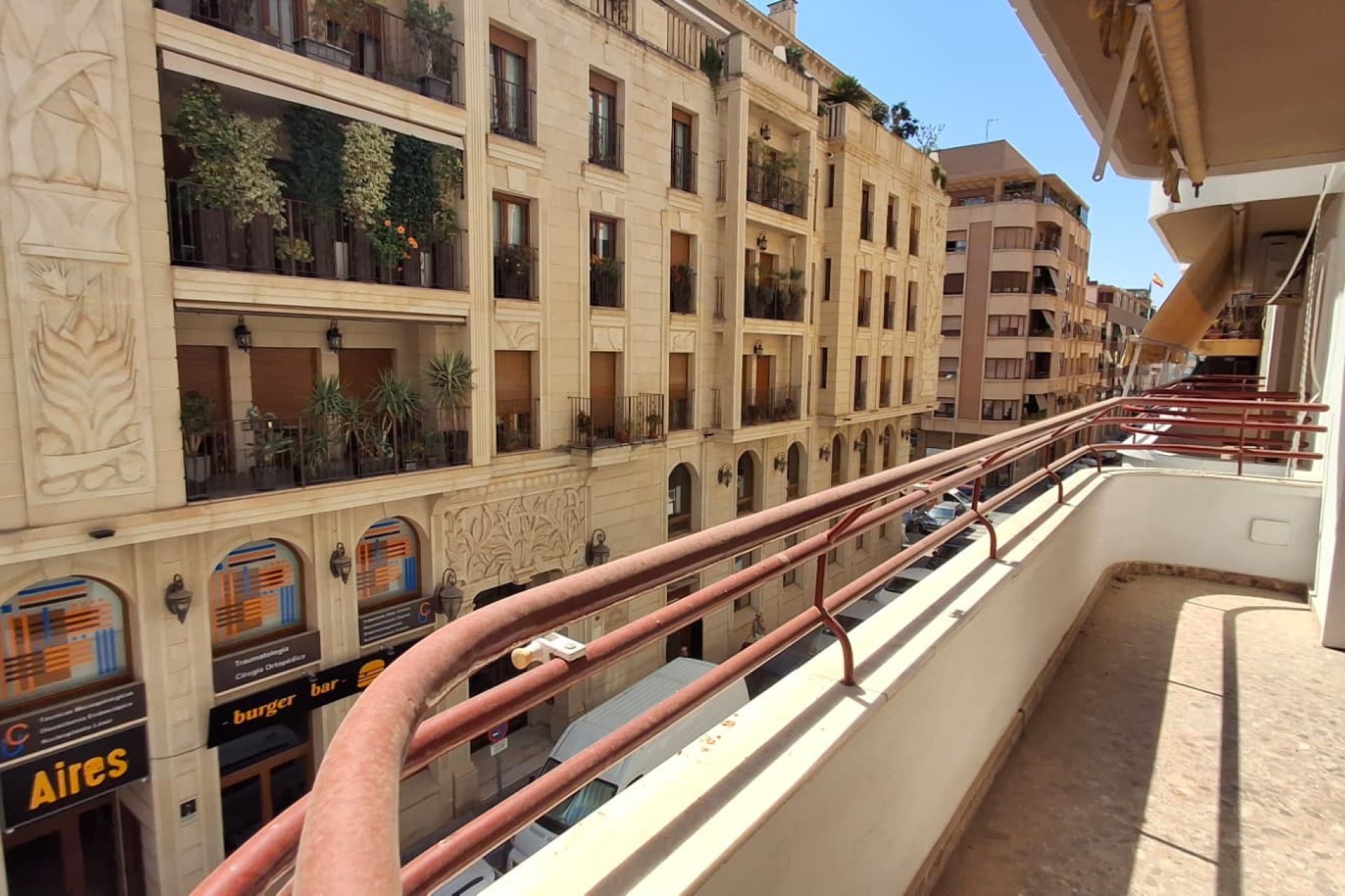 Resale - Apartment / Flat * - Orihuela *