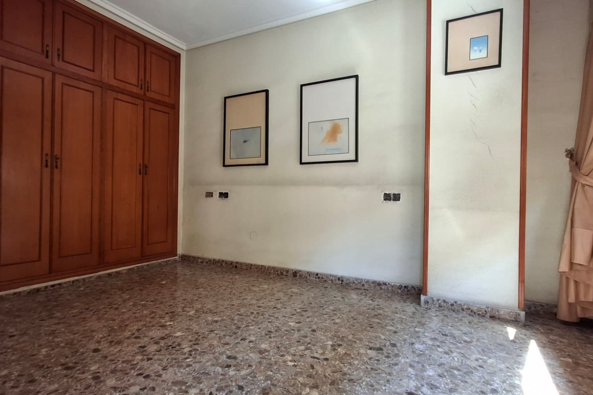 Resale - Apartment / Flat * - Orihuela *