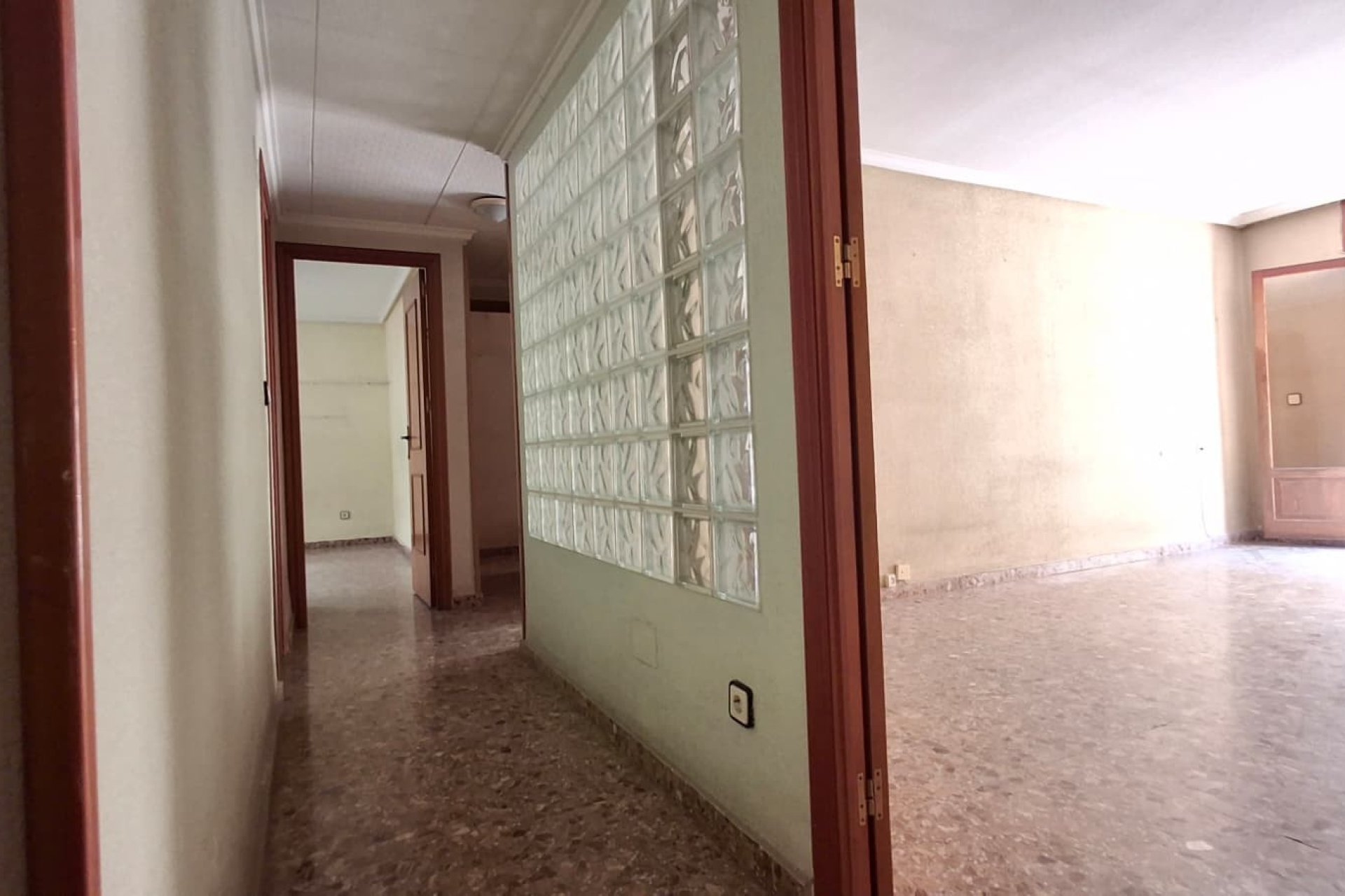 Resale - Apartment / Flat * - Orihuela *