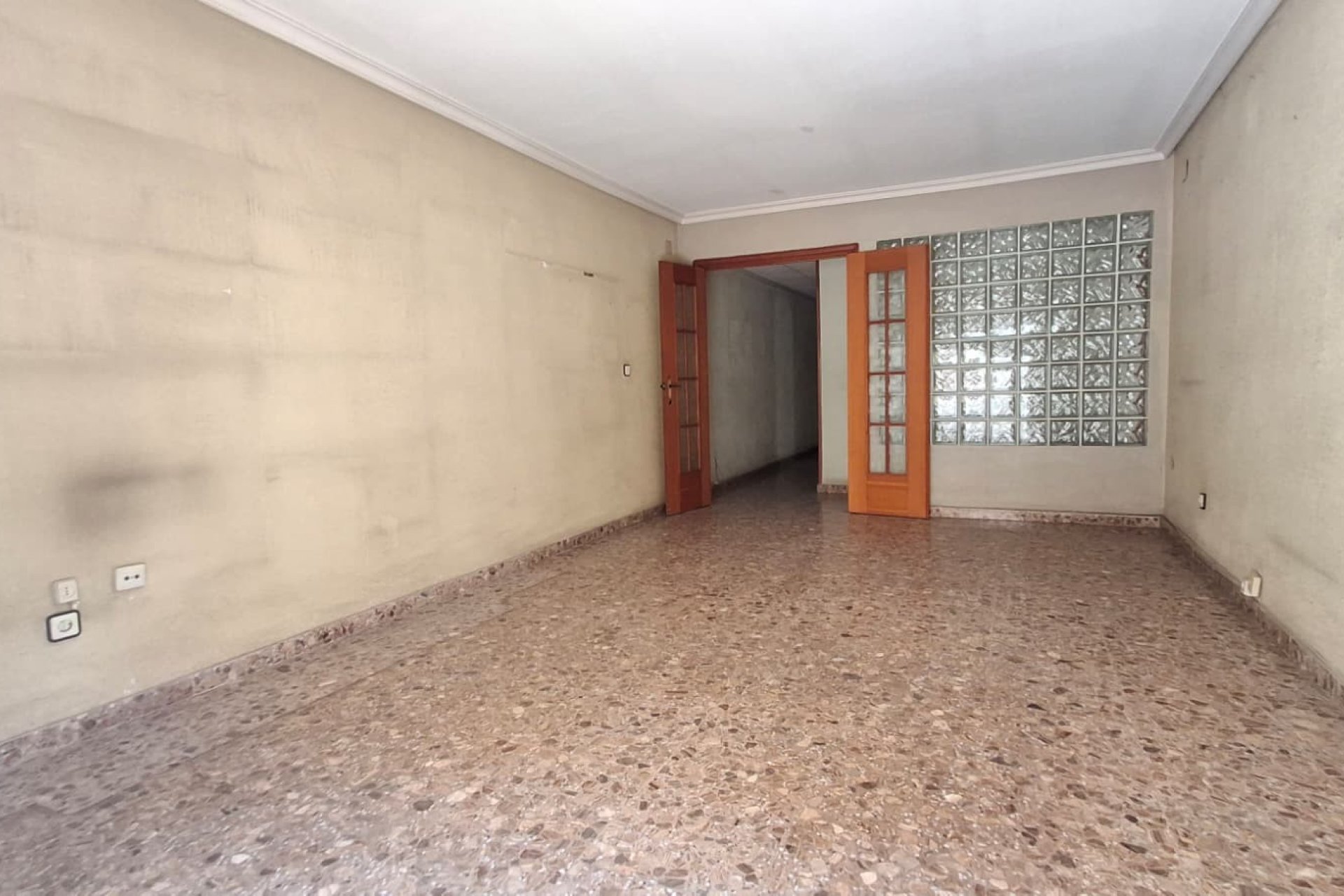 Resale - Apartment / Flat * - Orihuela *