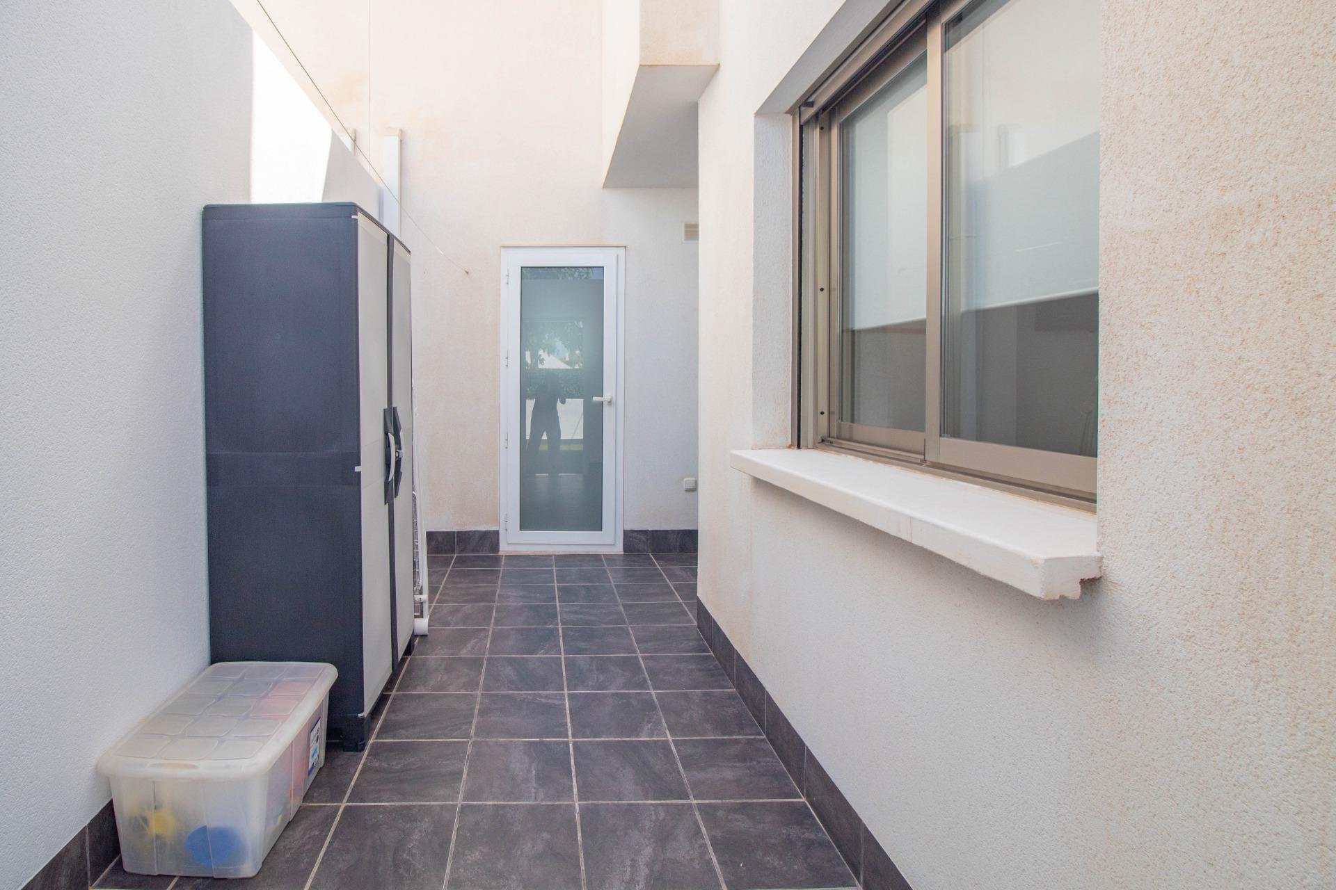 Resale - Apartment / Flat * - Pilar de la Horadada * - Torre de la Horadada *
