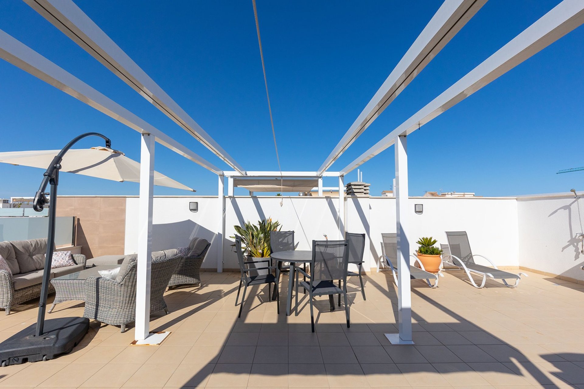 Resale - Apartment / Flat * - Pilar de la Horadada * - Zona Pueblo