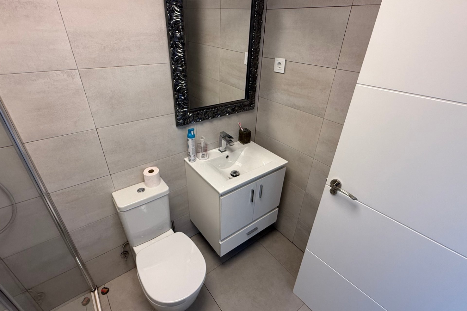 Resale - Apartment / Flat * - Pilar de la Horadada *