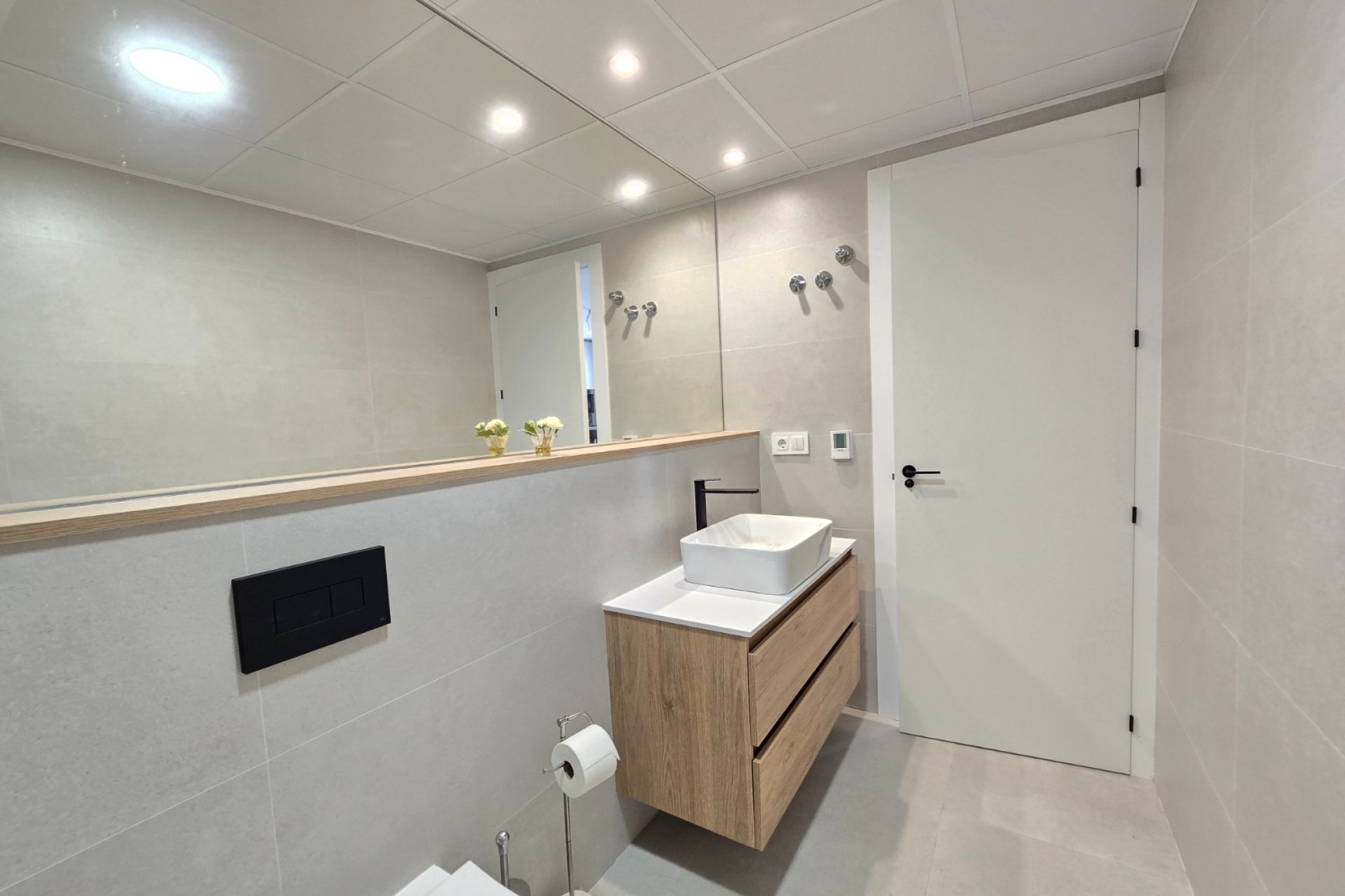 Resale - Apartment / Flat * - Pilar de la Horadada *