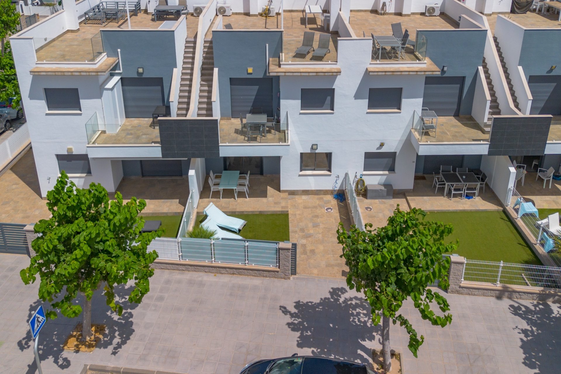 Resale - Apartment / Flat * - Pilar de la Horadada *