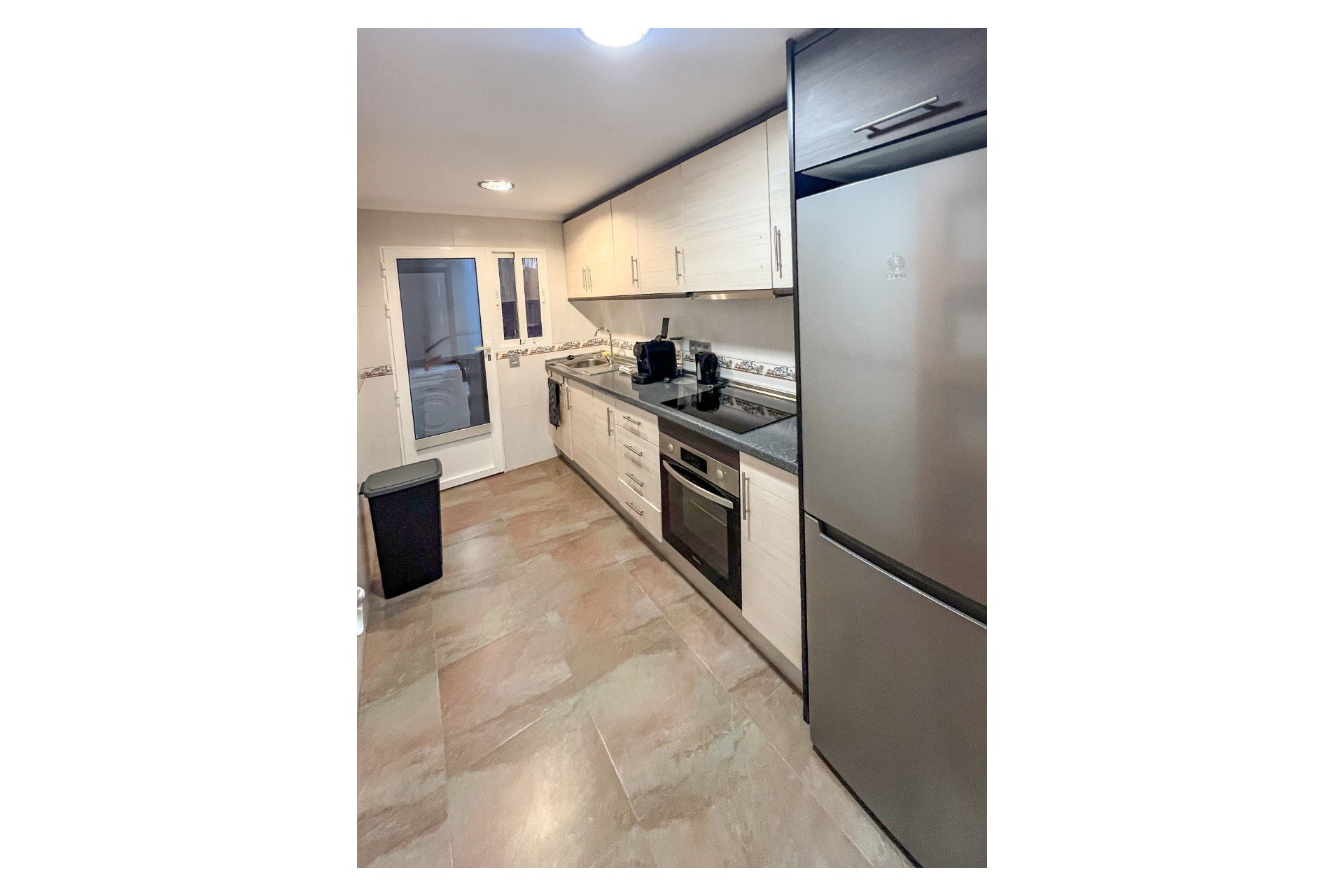 Resale - Apartment / Flat * - Playa Del Cura - Torrevieja