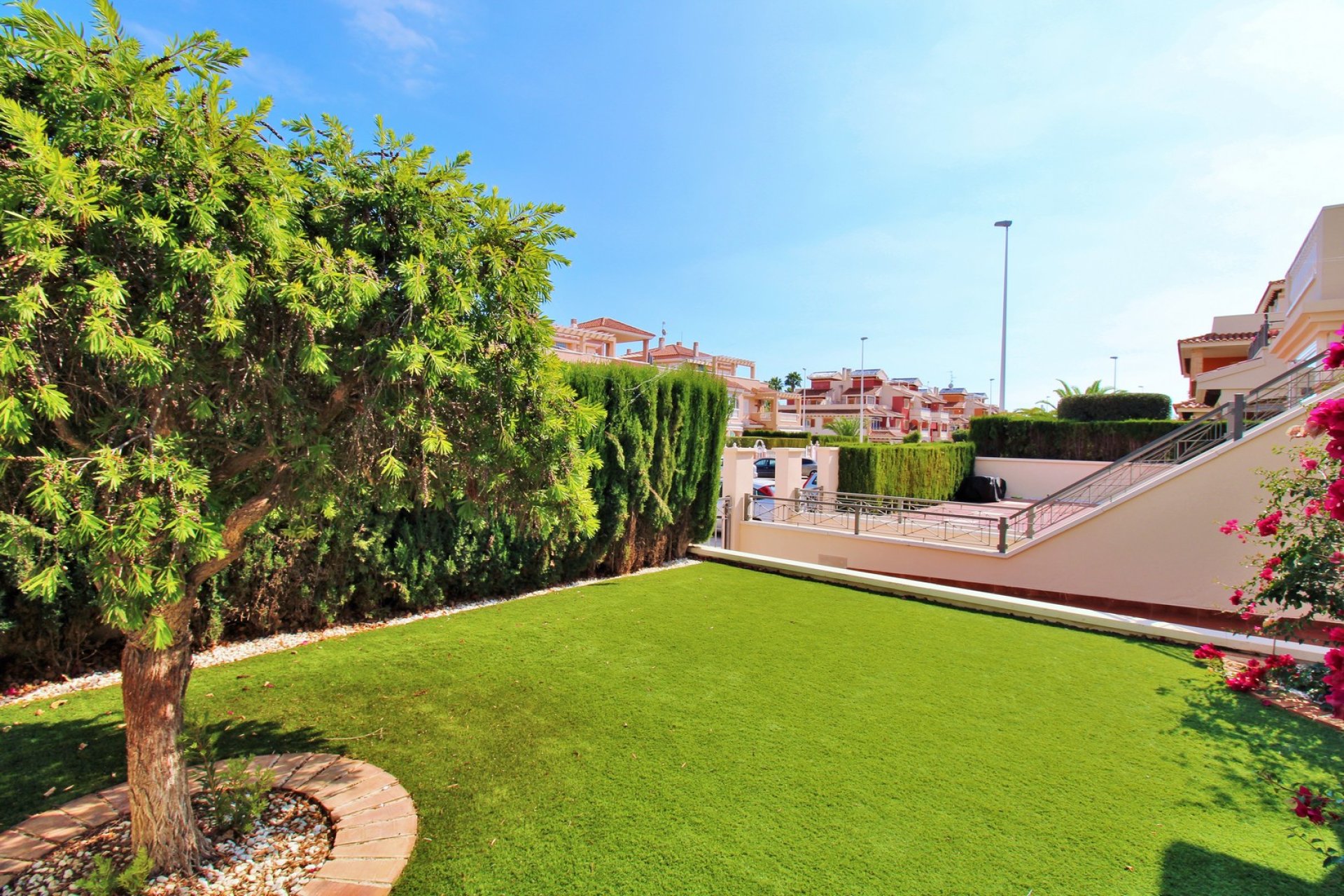 Resale - Apartment / Flat * - Playa Flamenca - Playa Flamenca *