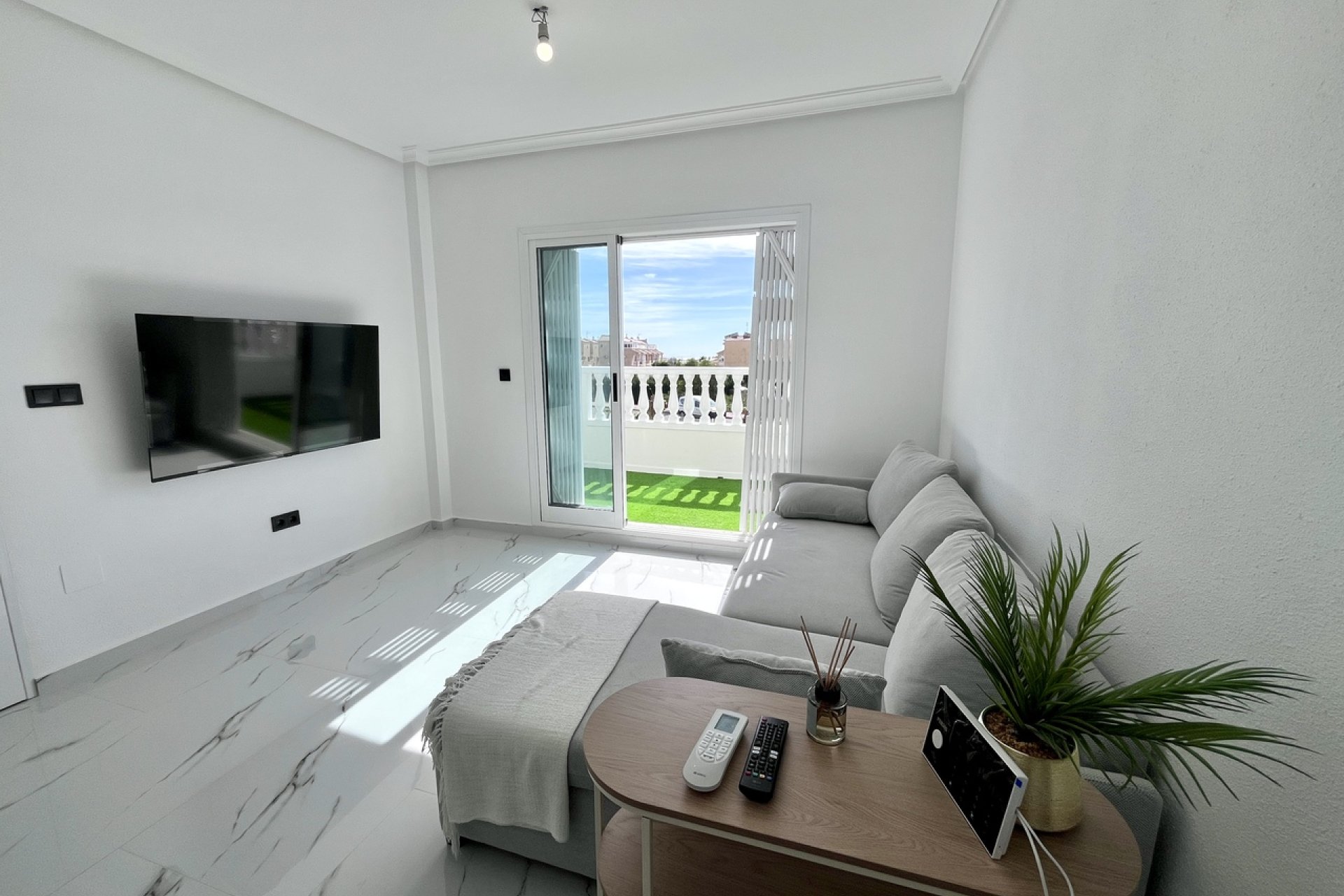 Resale - Apartment / Flat * - Playa Flamenca - Playa Flamenca *