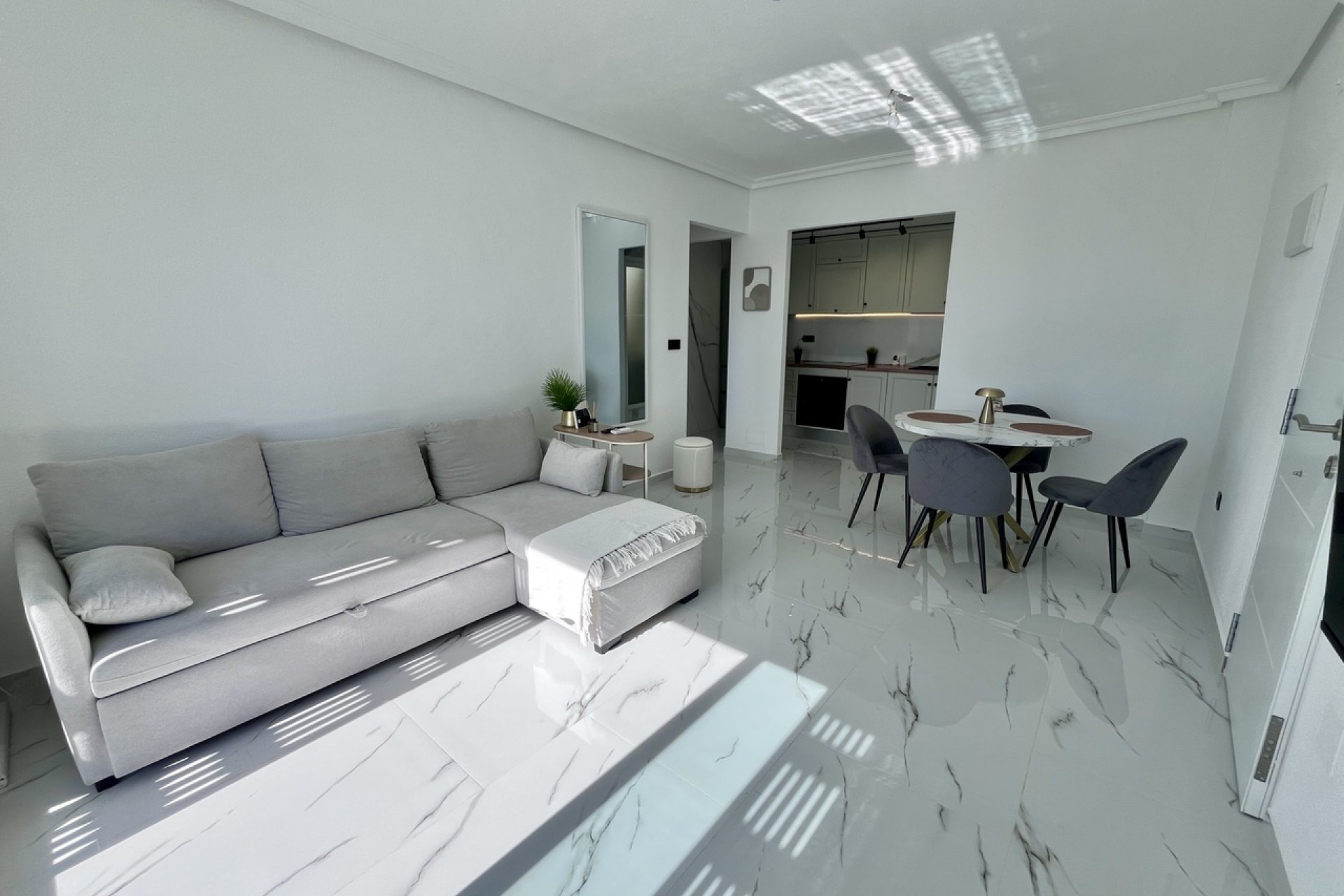 Resale - Apartment / Flat * - Playa Flamenca - Playa Flamenca *